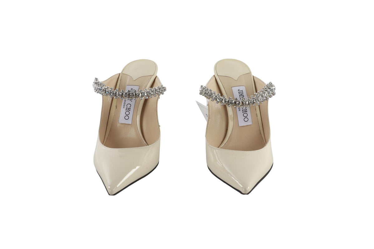 CREAM CRYSTAL AND PATENT LEATHER PUMPS