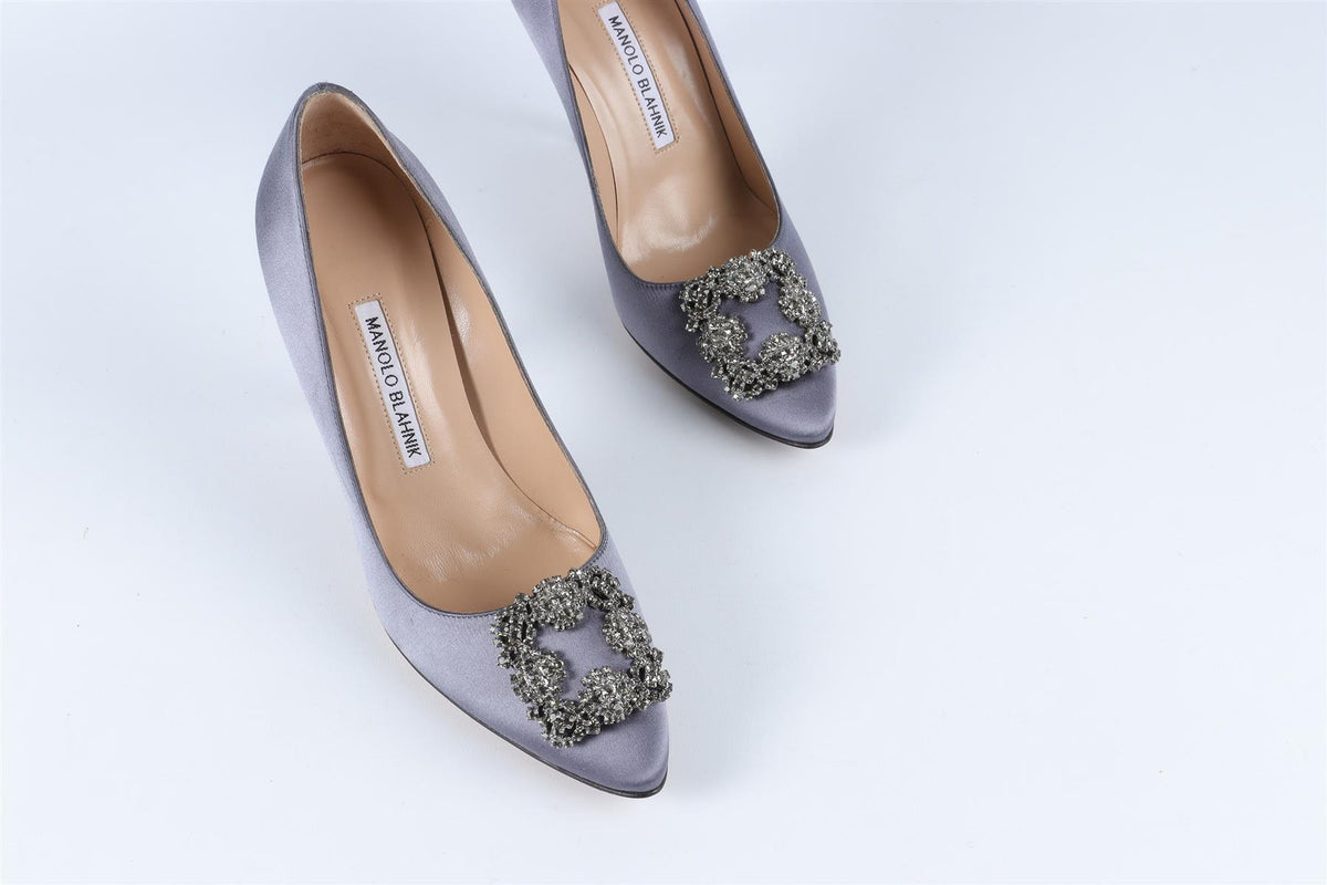 MANOLO BLAHNIK GREY HANGISI CRYSTAL AND SATIN PUMPS EU 38 UK 5 US 8