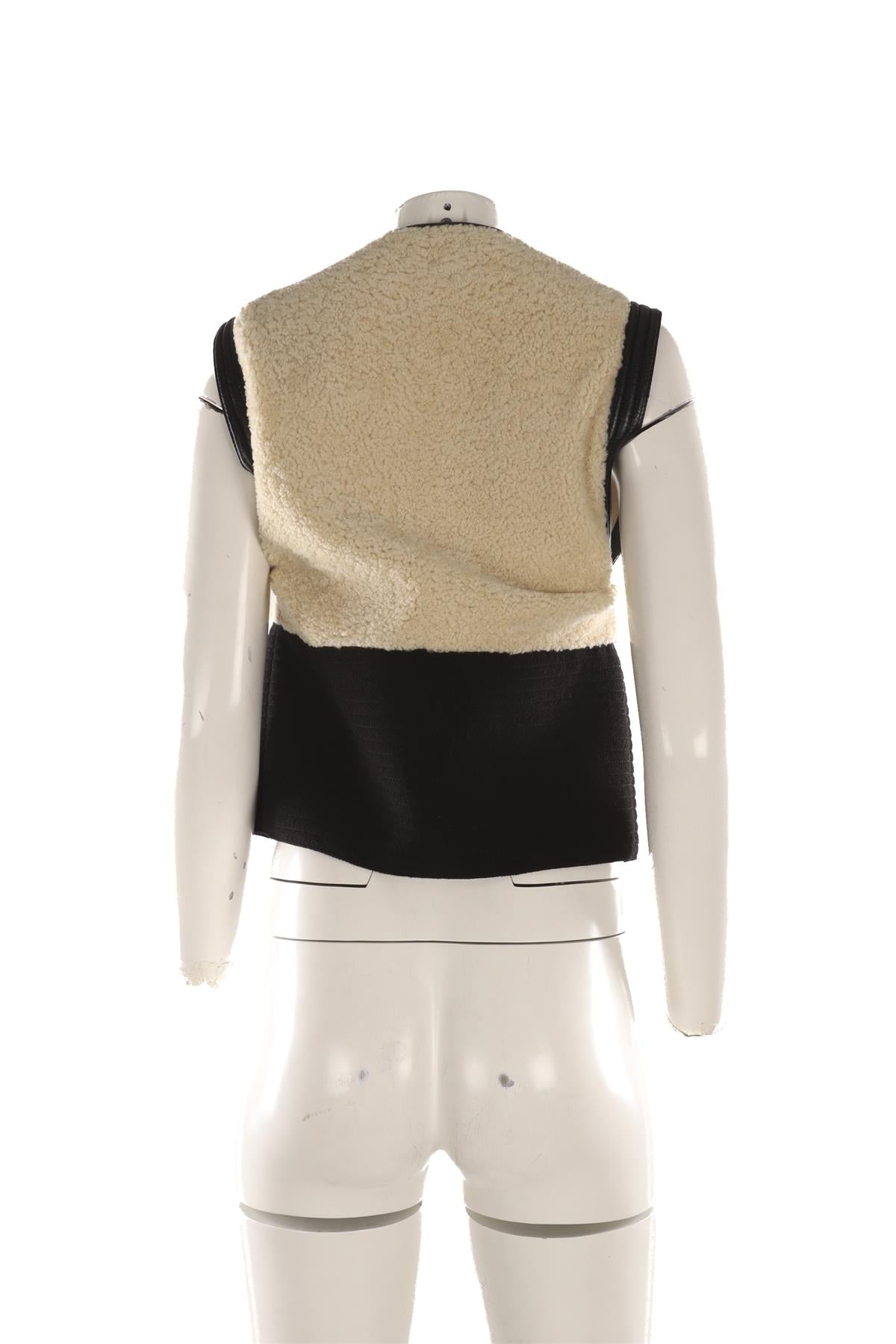CHLOÉ CREAM SHEARLING GILET FR 34 UK 6