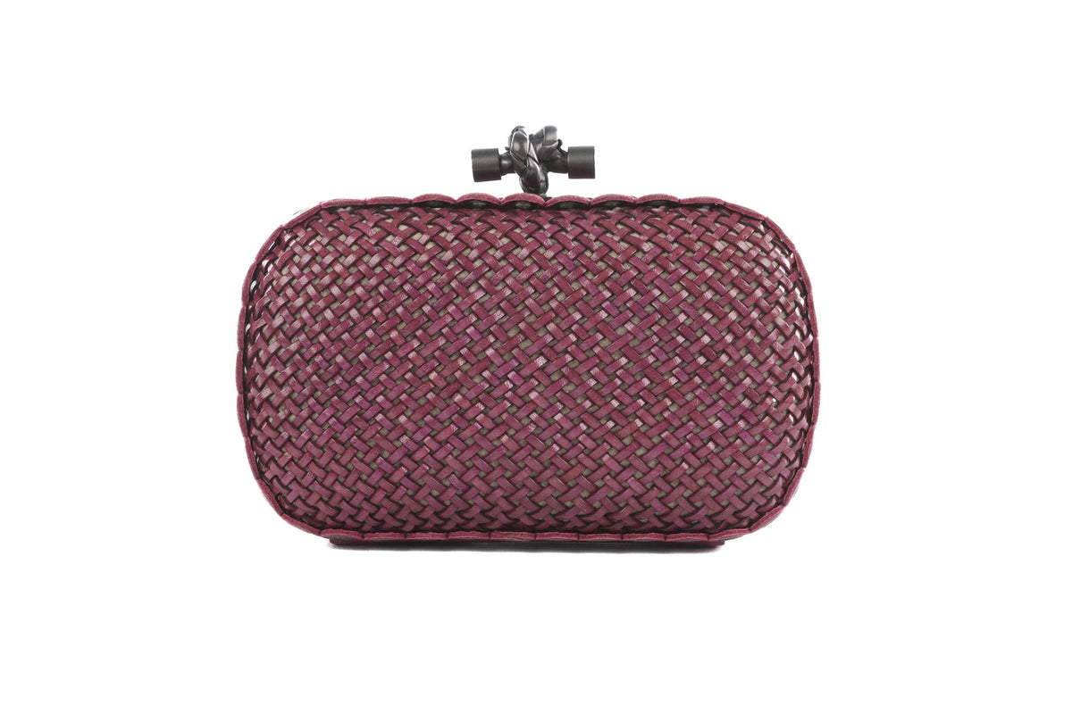 BOTTEGA VENETA PINK KNOT LEATHER CLUTCH
