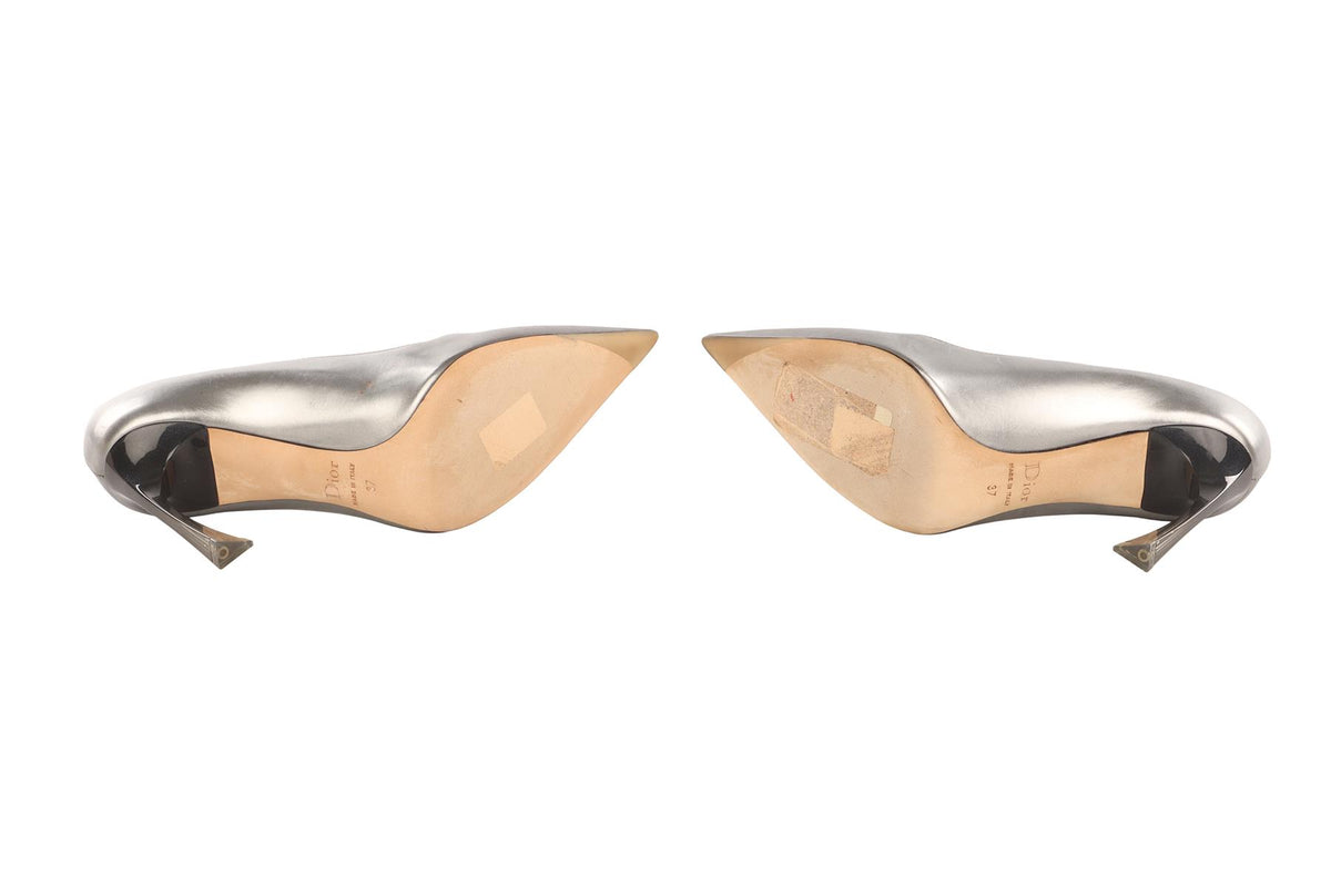 CHRISTIAN DIOR SILVER LEATHER PUMPS EU 37 UK 4