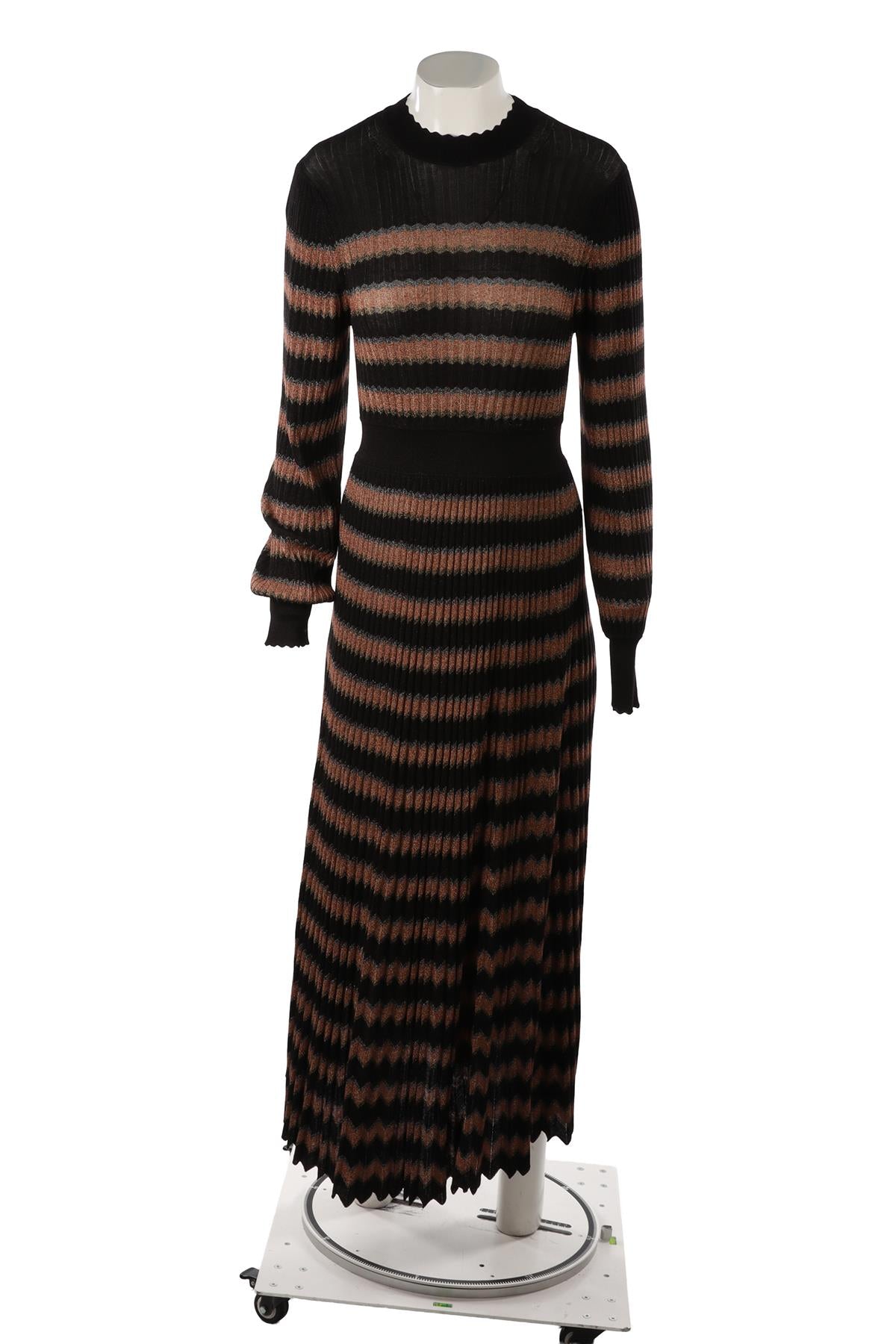 BLACK KNIT MAXI DRESS