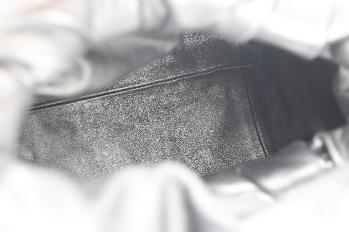 BOTTEGA VENETA BLACK LEATHER SHOULDER POUCH BAG