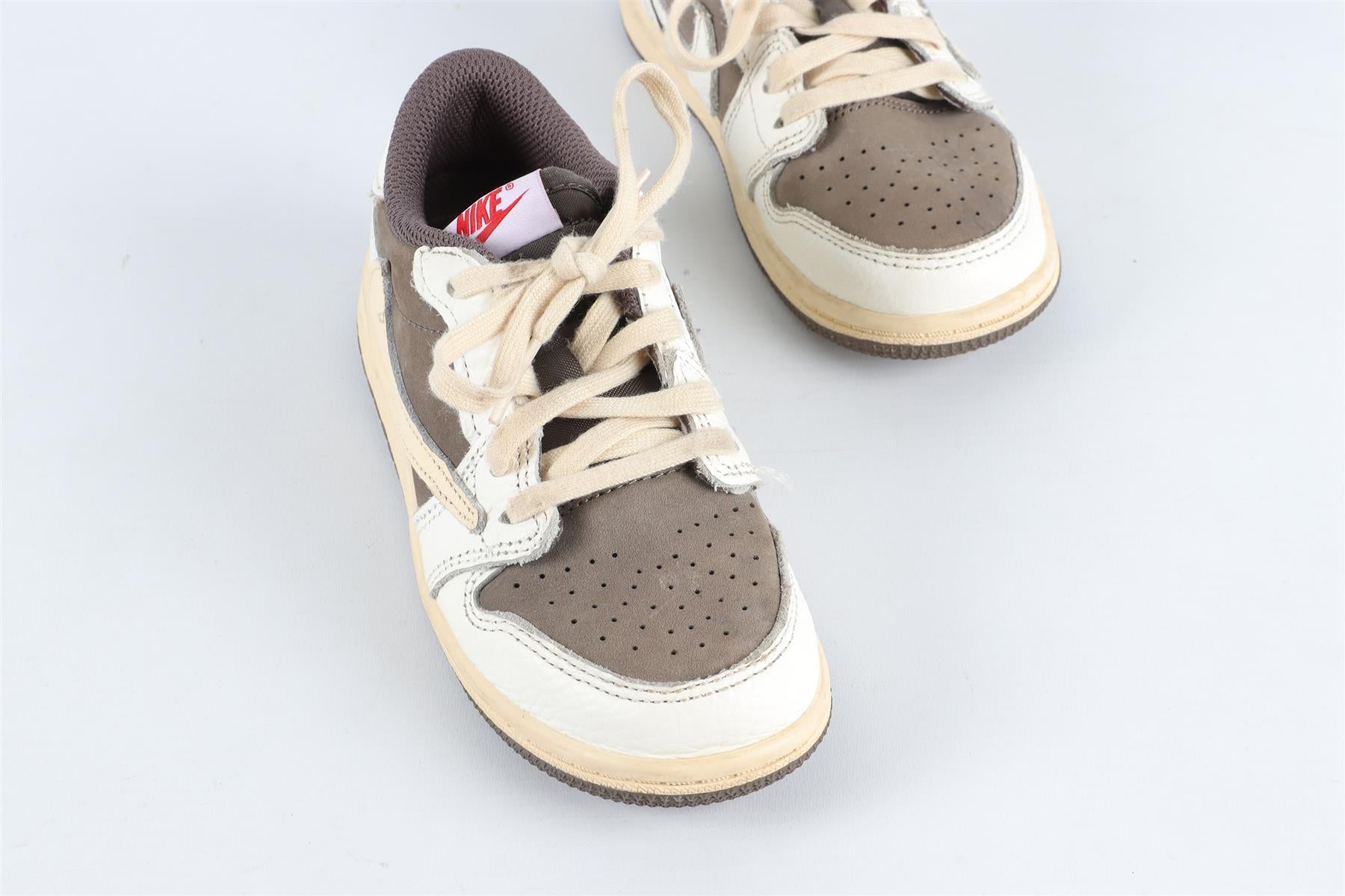 NIKE + TRAVIS SCOTT BROWN KIDS AIR JORDAN 1 REVERSE MOCHA SNEAKERS EU 27 UK 9.5 US 10