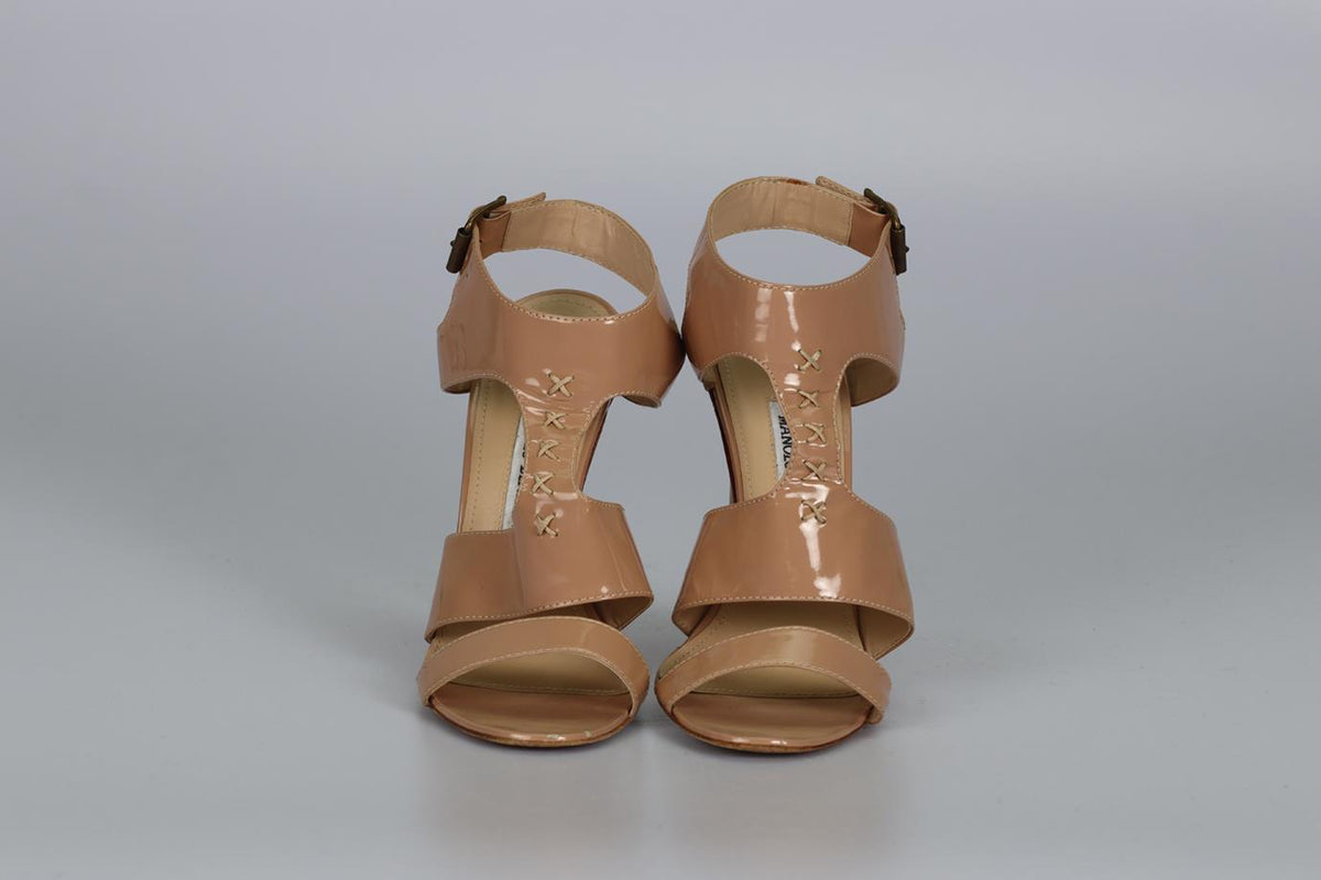MANOLO BLAHNIK PATENT LEATHER SANDALS EU 38 UK 5 US 8