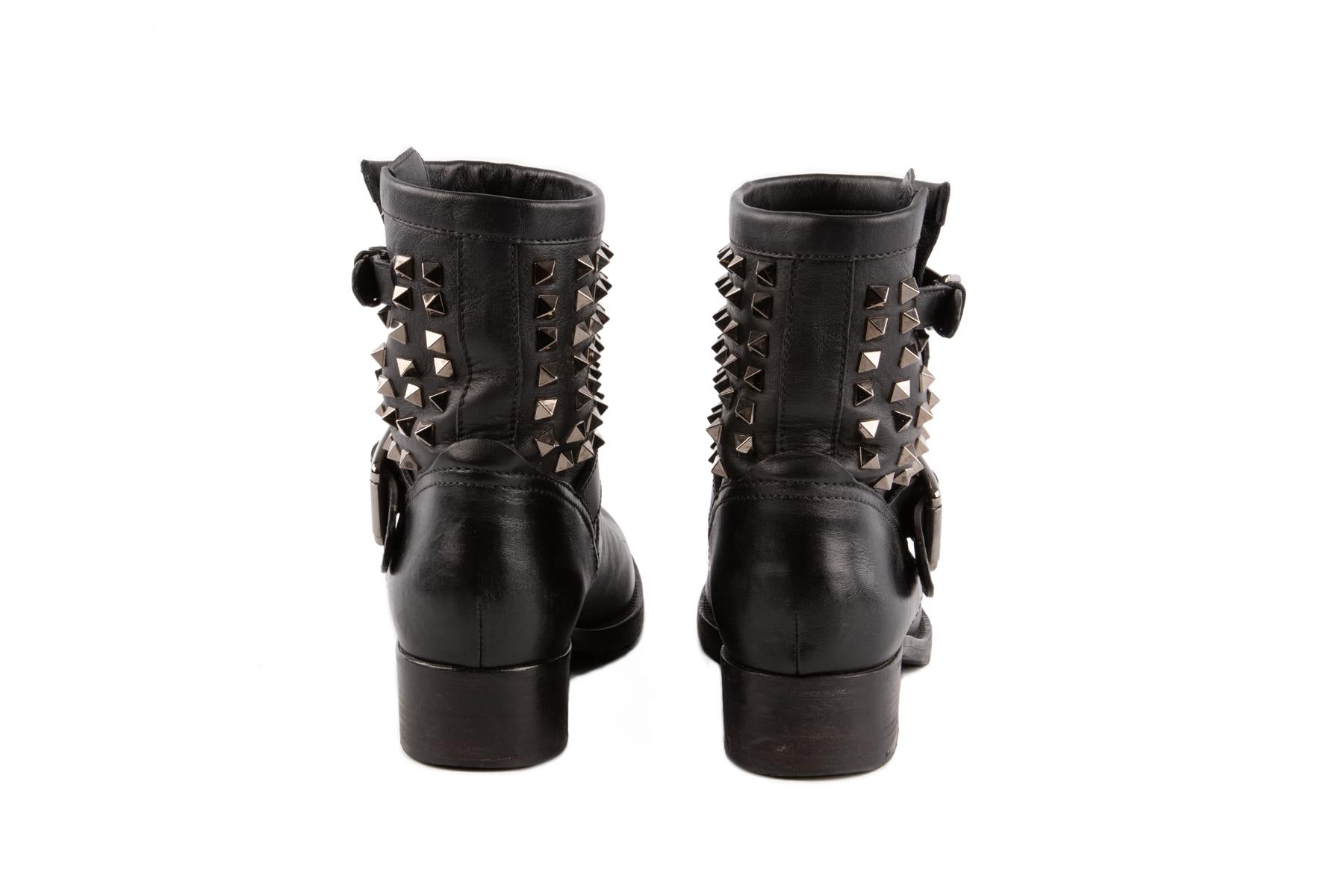 VALENTINO GARAVANI BLACK ROCKSTUD LEATHER ANKLE BOOTS EU 39
