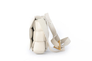 BOTTEGA VENETA ECRU CASSETTE INTRECCIATO LEATHER SHOULDER BAG