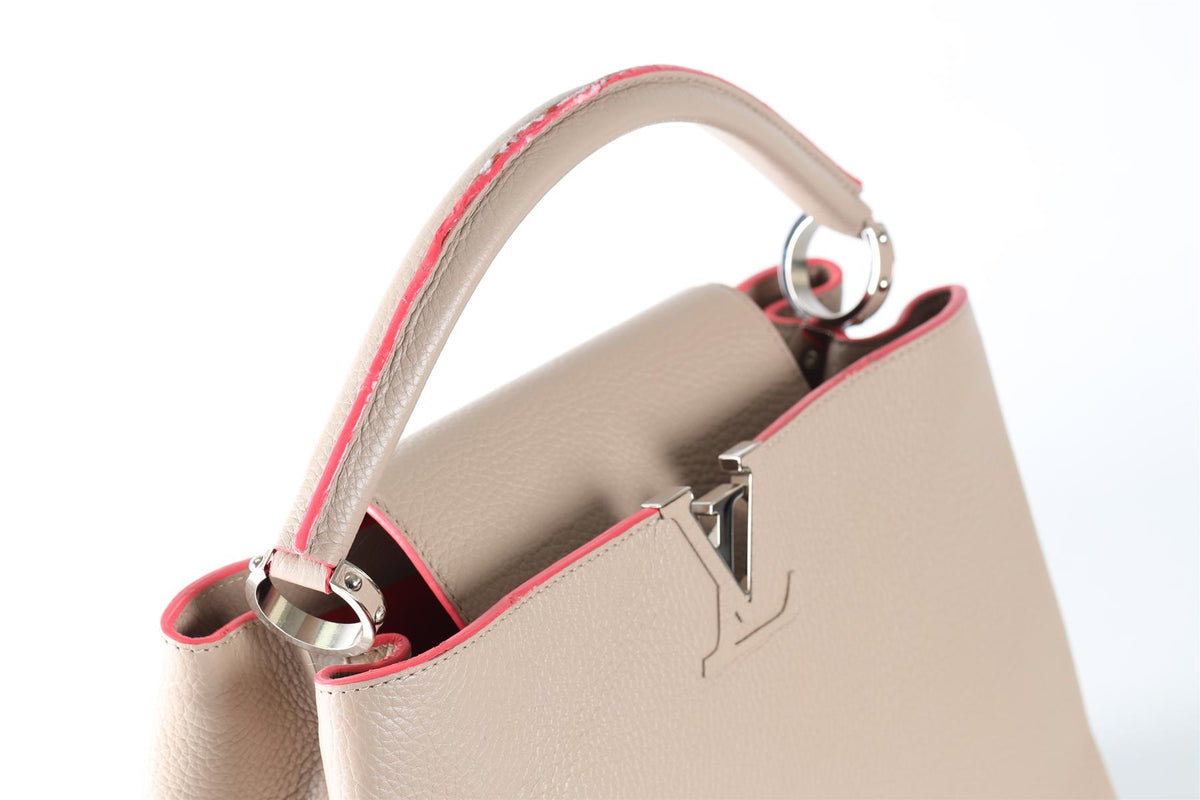 LOUIS VUITTON TAUPE 2014 CAPUCINES MM TAURILLON LEATHER TOTE BAG