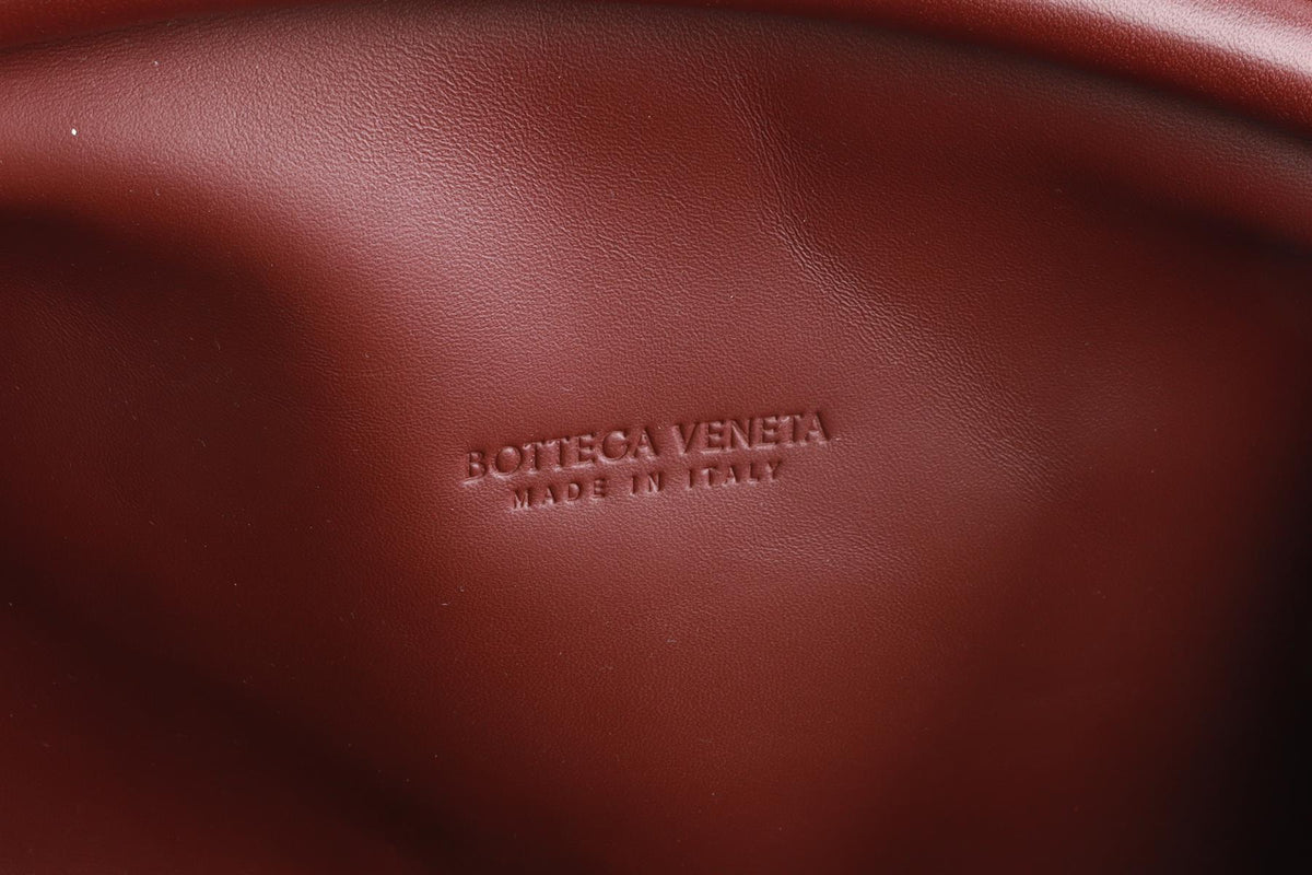 BOTTEGA VENETA BURGUNDY LAUREN 1980 TEEN SMALL INTRECCIATO LEATHER CLUTCH