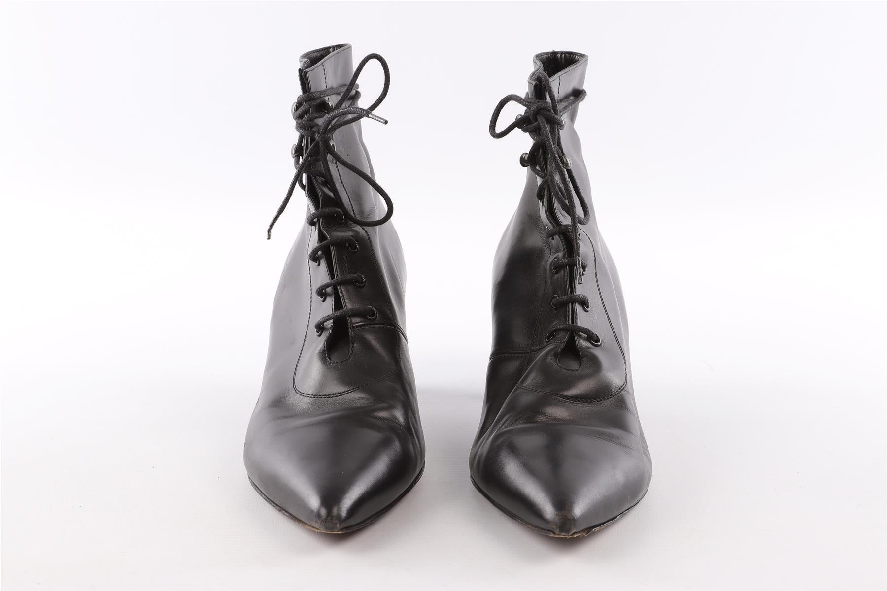 SAINT LAURENT BLACK LEATHER ANKLE BOOTS EU 40 UK 7 US 10
