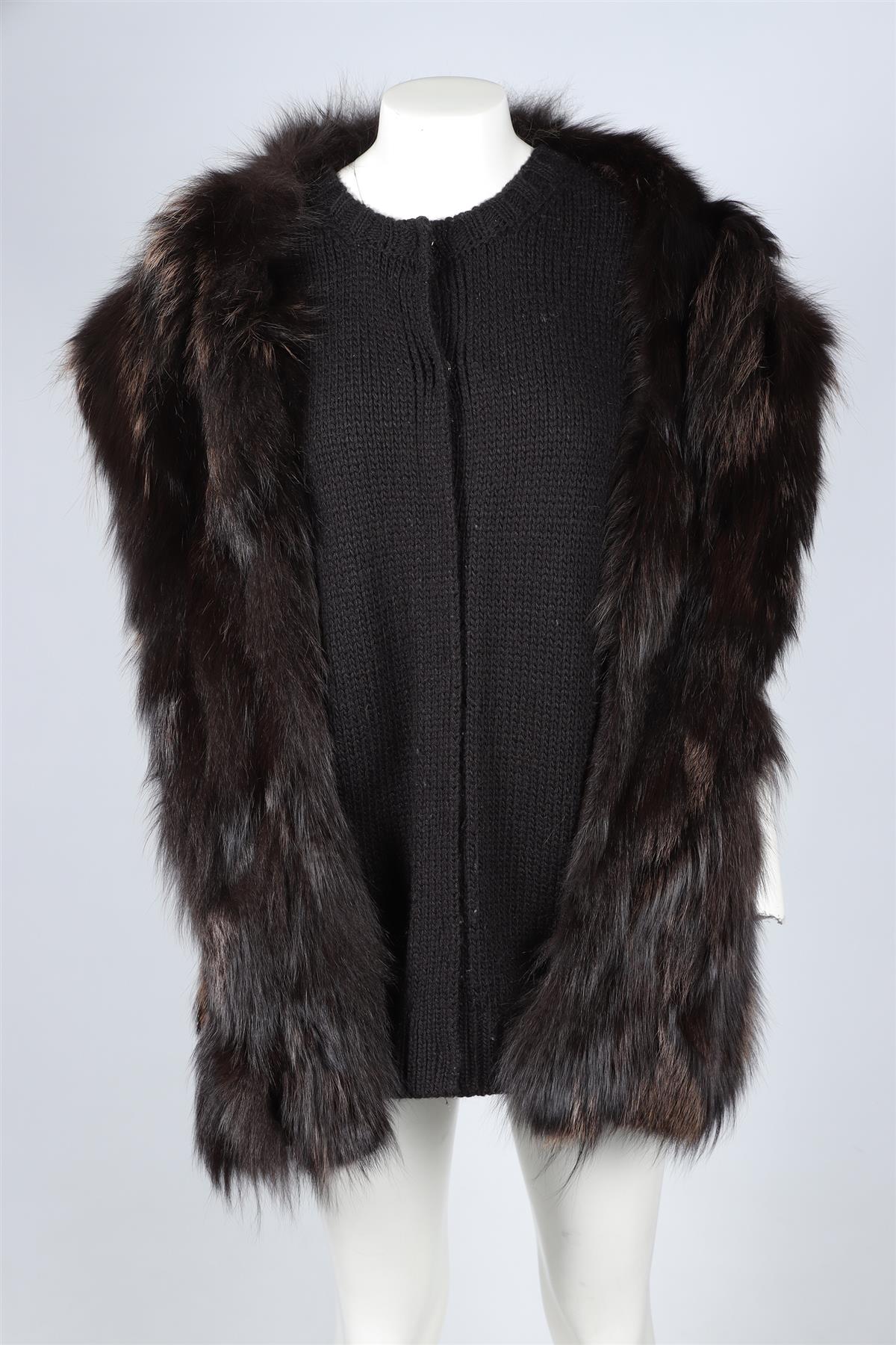 MIU MIU BLACK 2009 WOOL AND FOX FUR GILET IT 40 UK 8