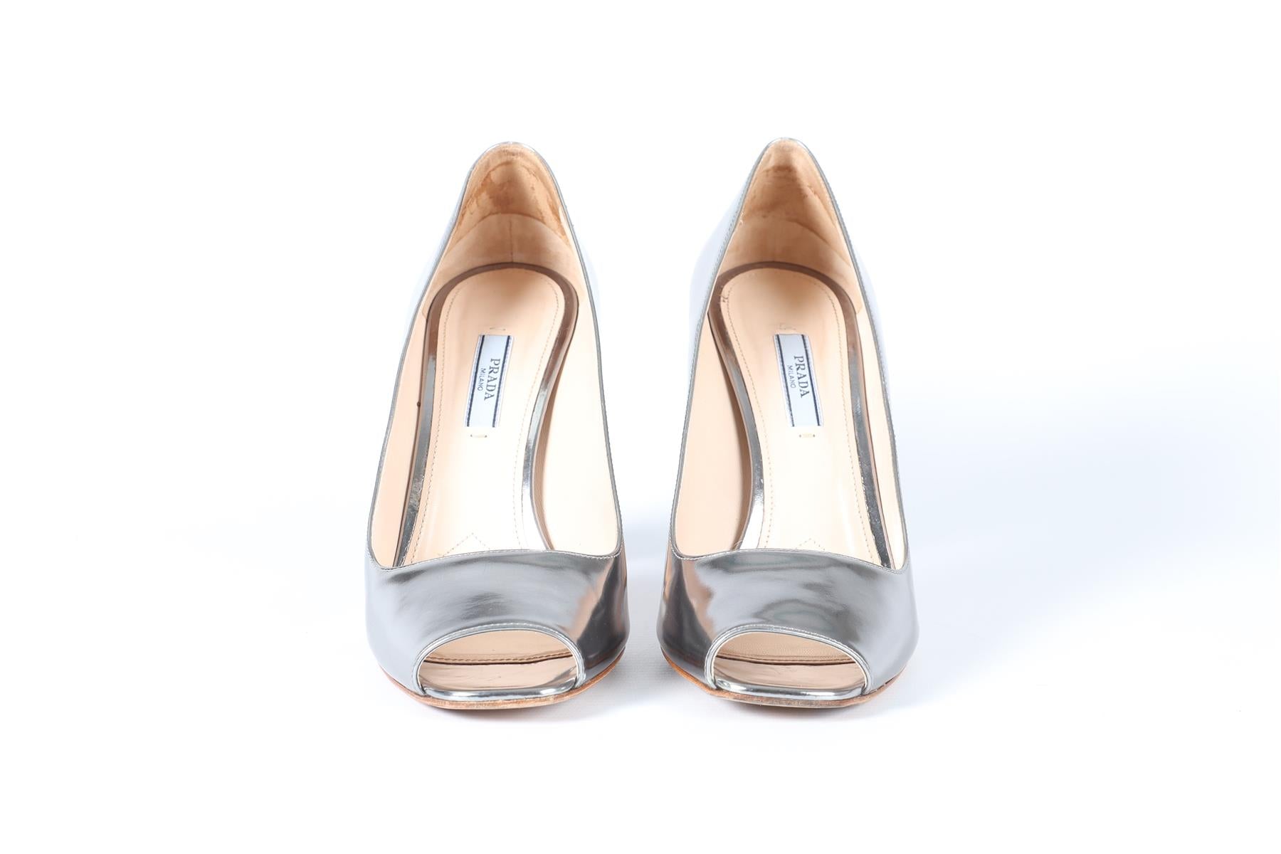 PRADA SILVER LEATHER PUMPS EU 40 UK 7 US 10