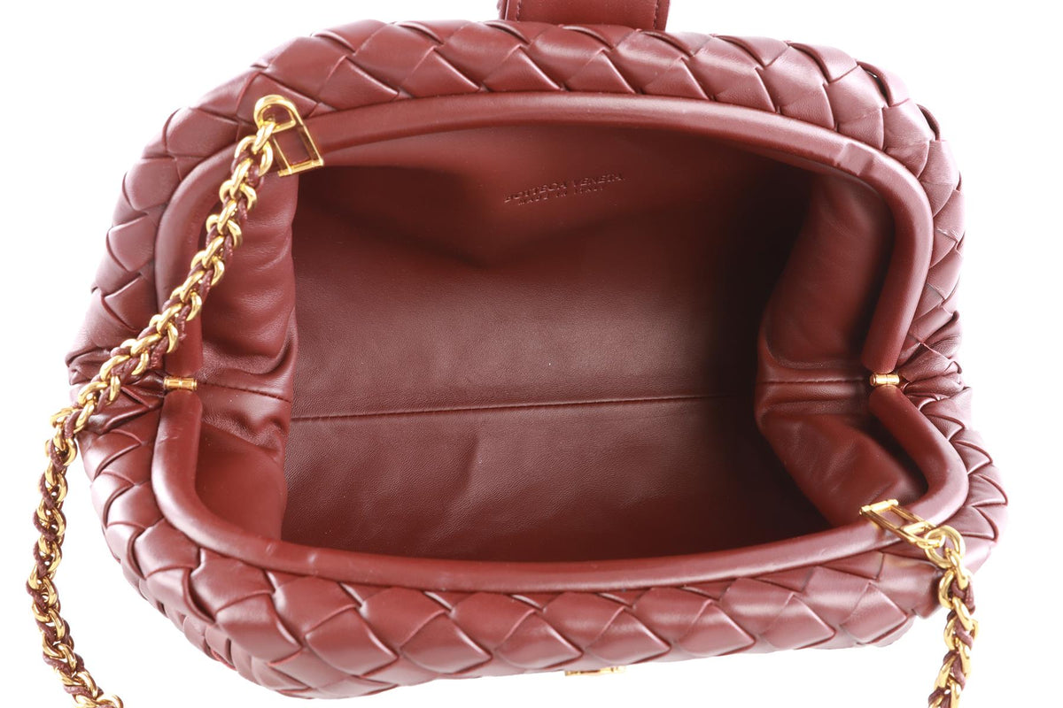 BOTTEGA VENETA BURGUNDY LAUREN 1980 TEEN SMALL INTRECCIATO LEATHER CLUTCH