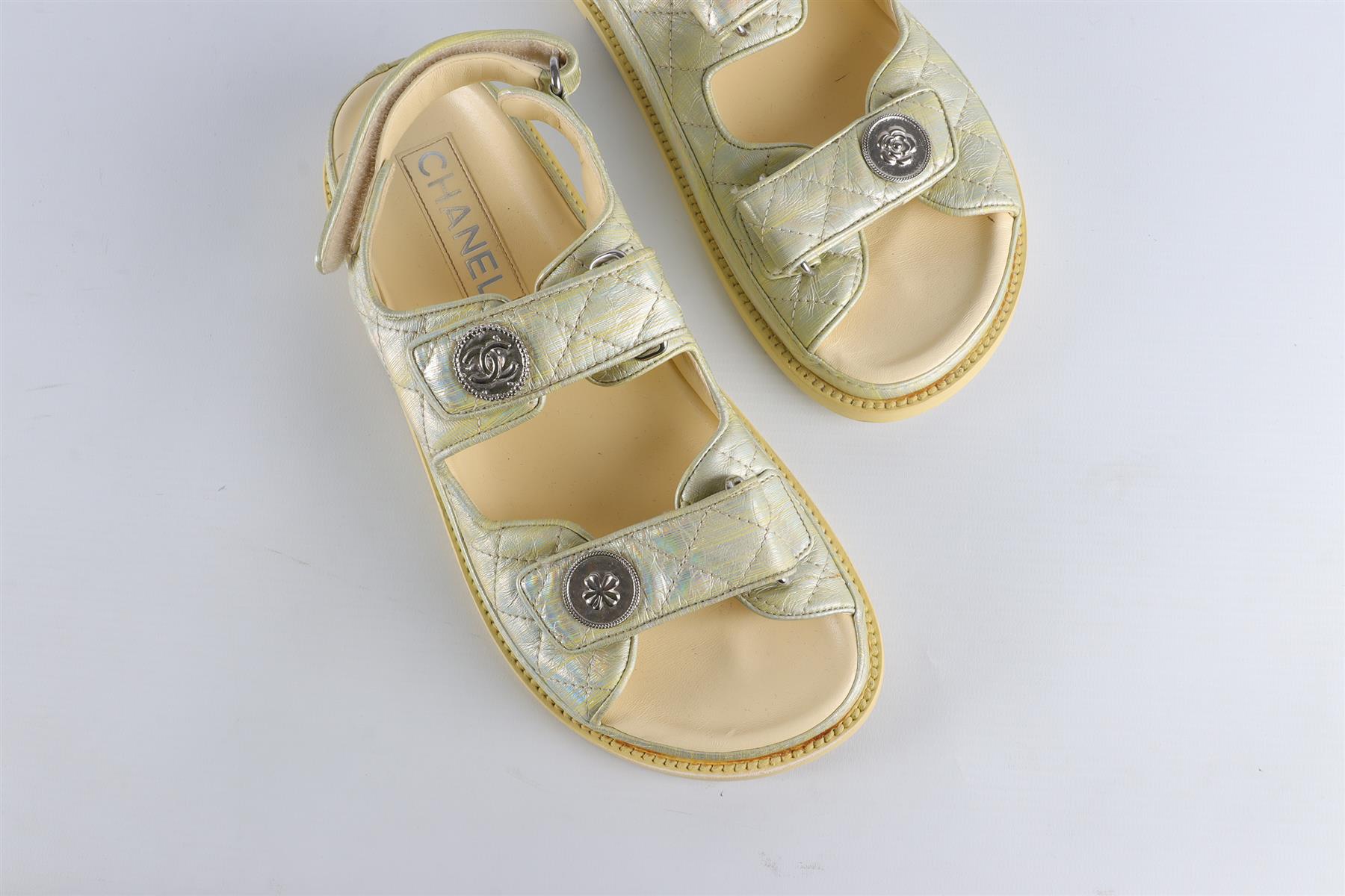 CHANEL YELLOW 2022 DAD QUILTED LEATHER SANDALS EU 38 UK 5 US 8