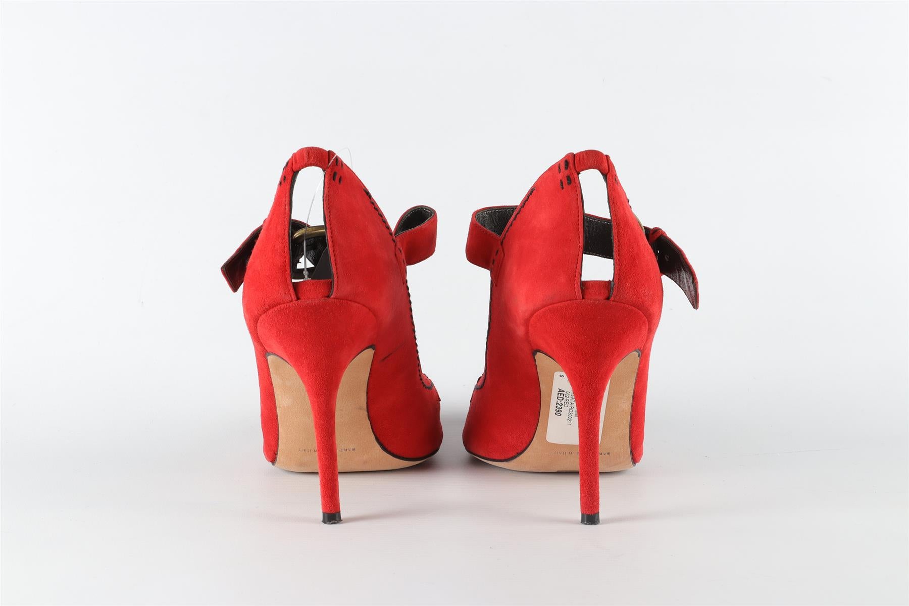 MANOLO BLAHNIK RED SUEDE PUMPS EU 39.5 UK 6.5 US 9.5