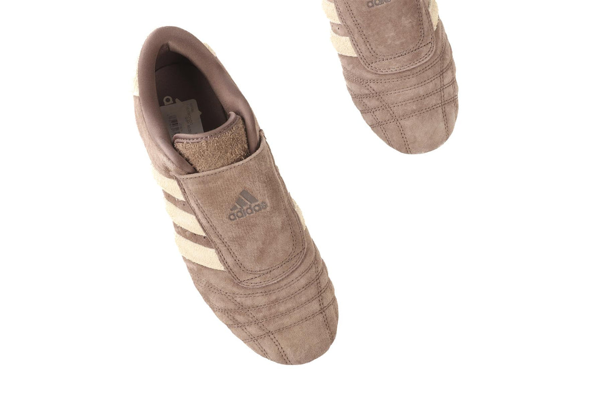 ADIDAS BROWN TAEKWONDO EARTH STRATA WHITE GUM SNEAKERS