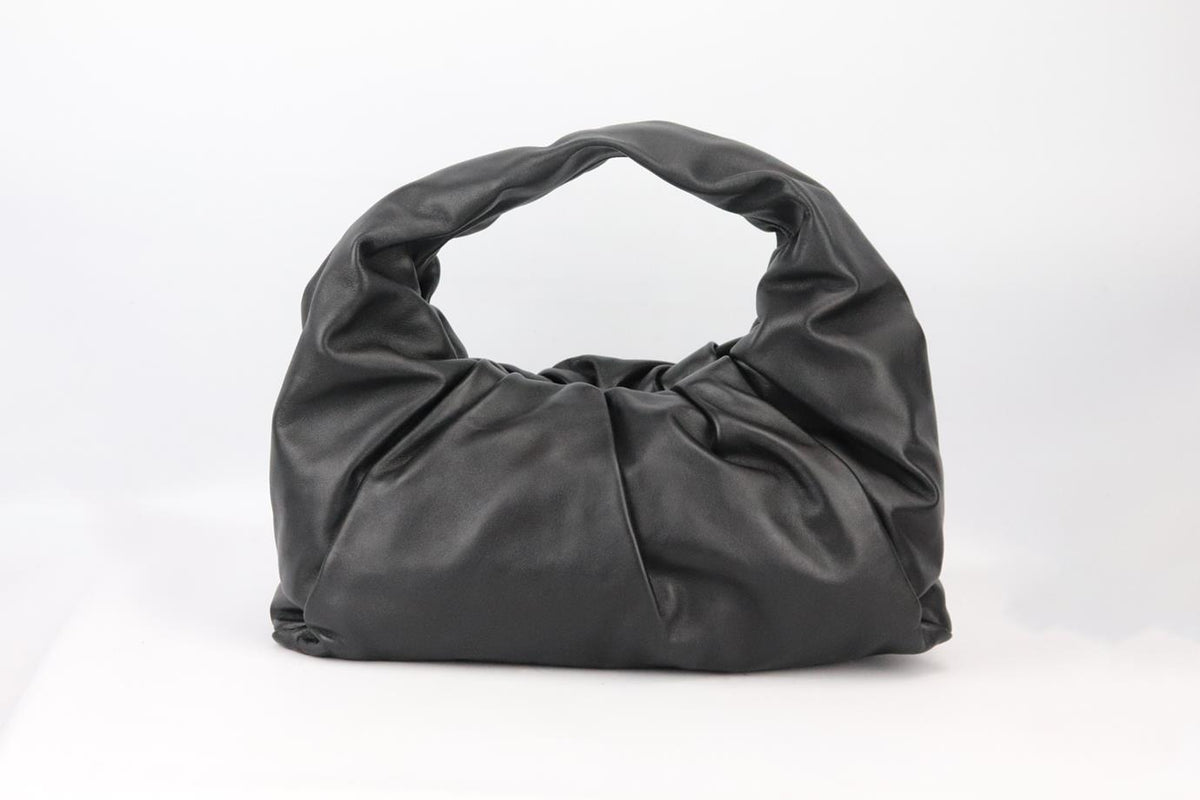 BOTTEGA VENETA BLACK LEATHER SHOULDER POUCH BAG
