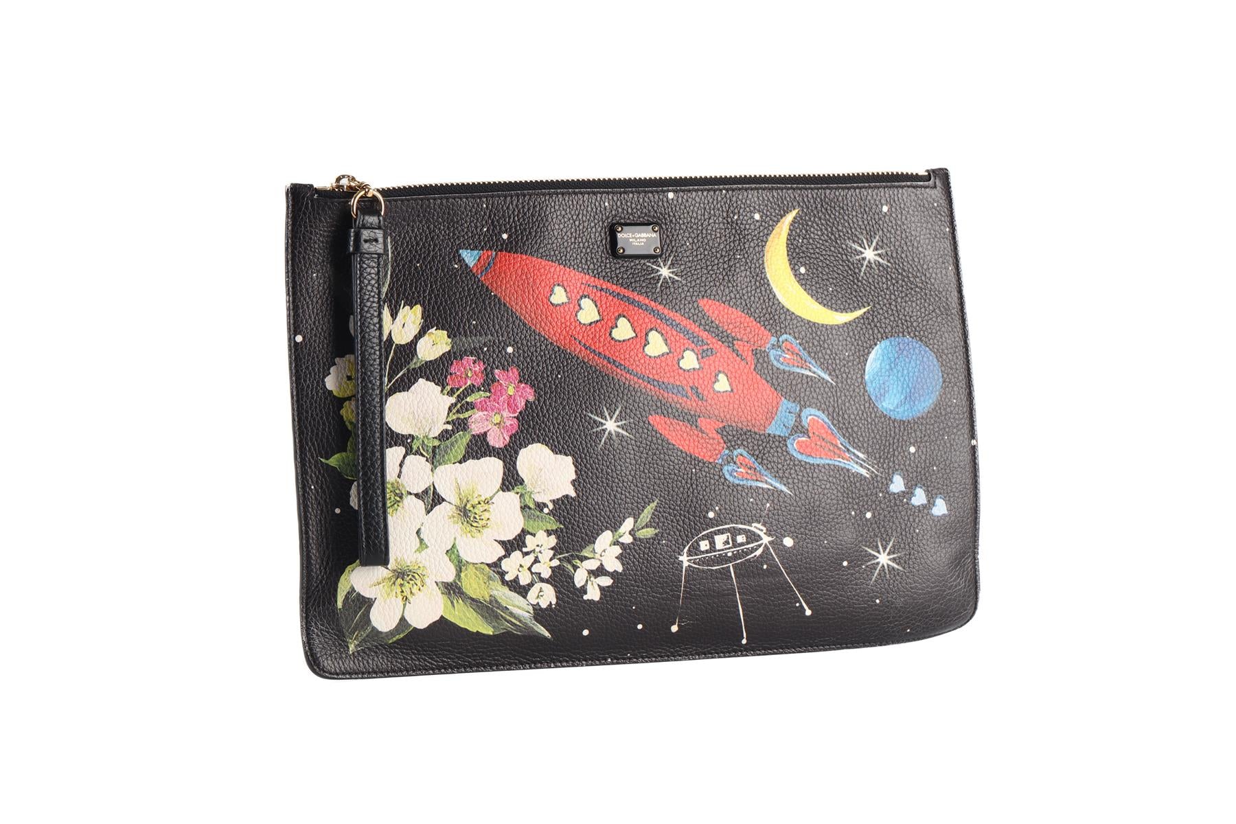 DOLCE & GABANNA BLACK LEATHER CLUTCH