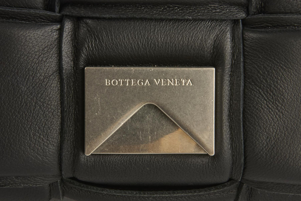 BOTTEGA VENETA BLACK CASSETTE MEDIUM PADDED INTRECCIATO LEATHER SHOULDER BAG