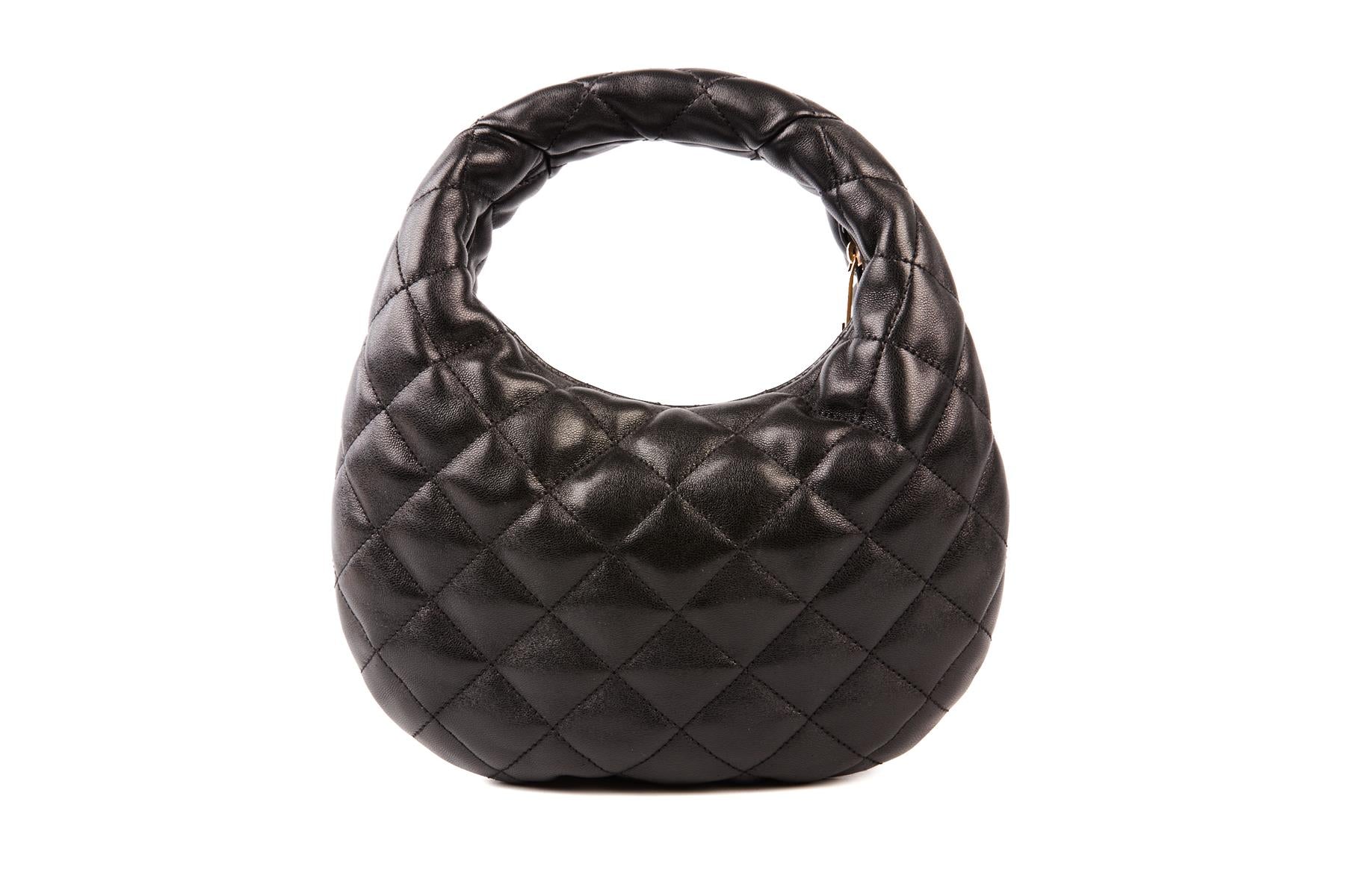 SAINT LAURENT BLACK ICARINO QUILTED LEATHER TOTE BAG