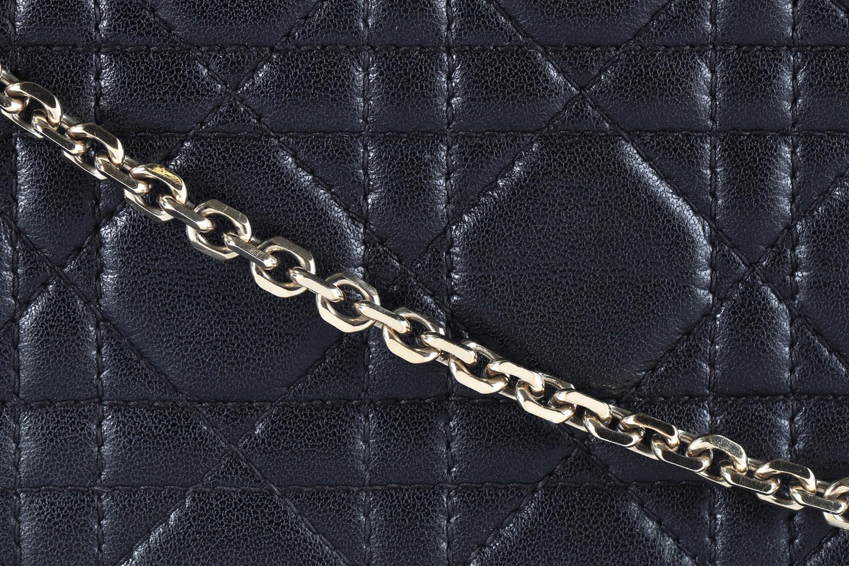 CHRISTIAN DIOR BLACK LADY DIOR WALLET ON CHAIN CANNAGE LEATHER SHOULDER BAG