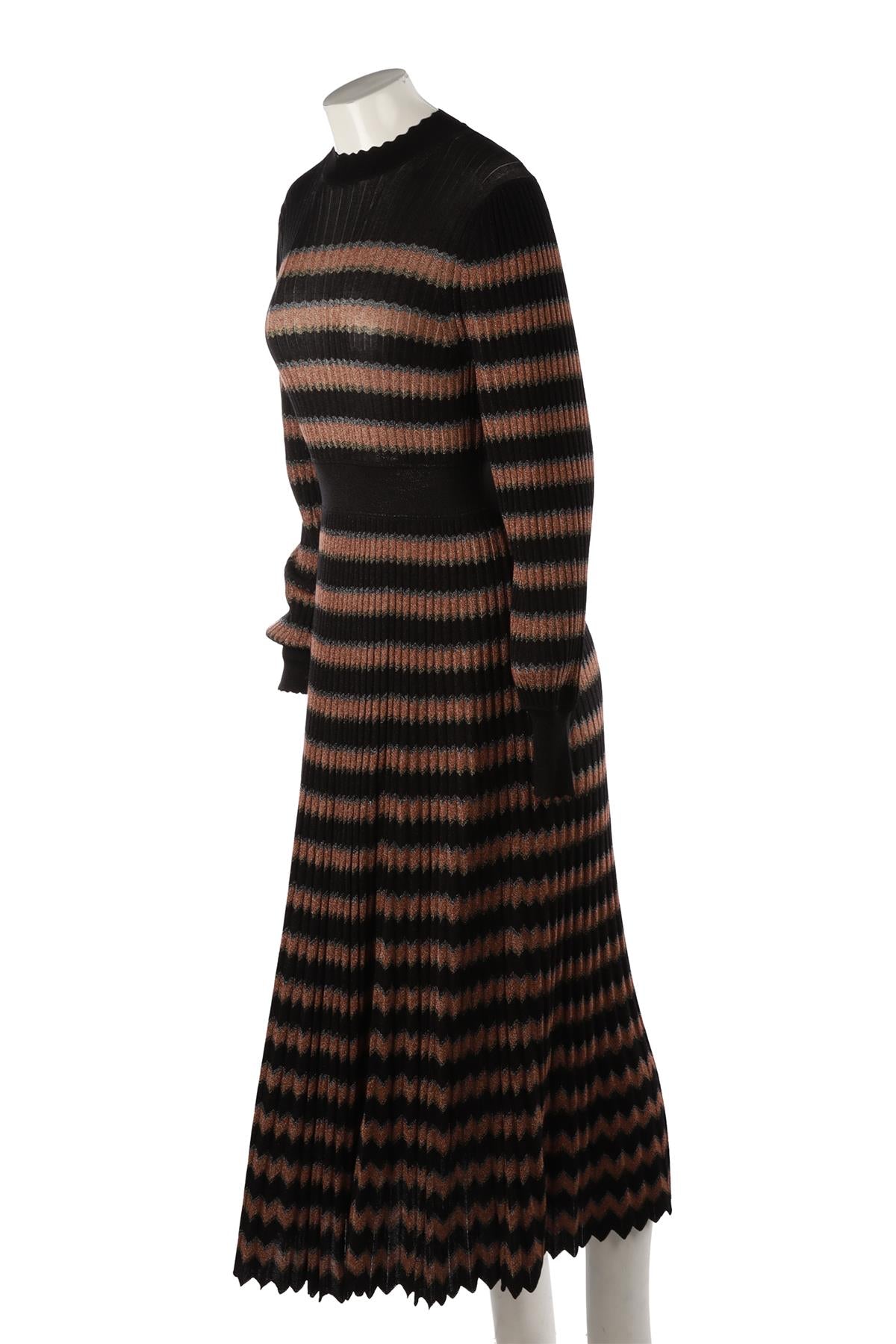 BLACK KNIT MAXI DRESS
