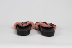 FENDI PINK SHEARLING AND LEATHER SLIDES EU 39 UK 6 US 9