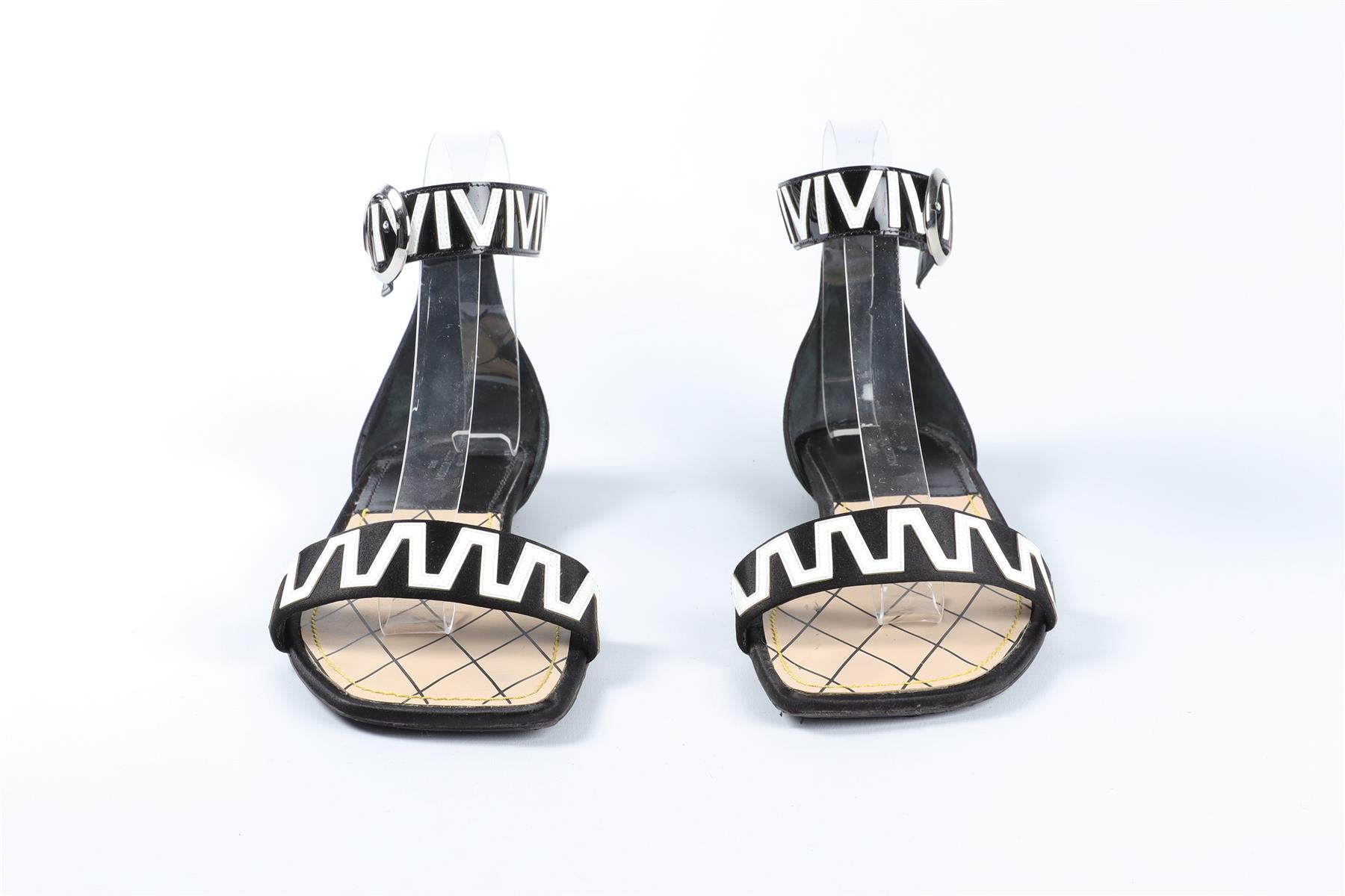 LOUIS VUITTON BLACK LEATHER SANDALS EU 38 UK 5 US 8