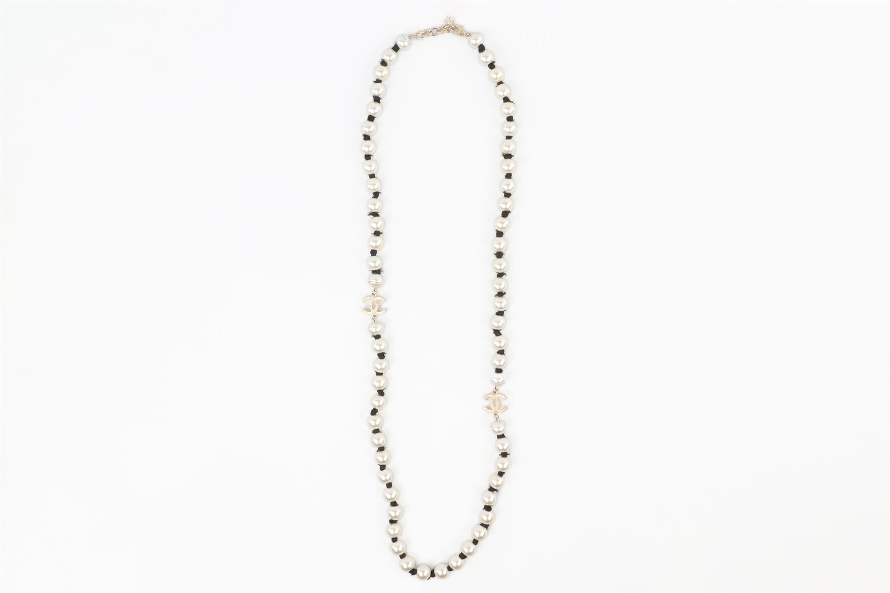 CHANEL IVORY 2016 CC PEARL NECKLACE
