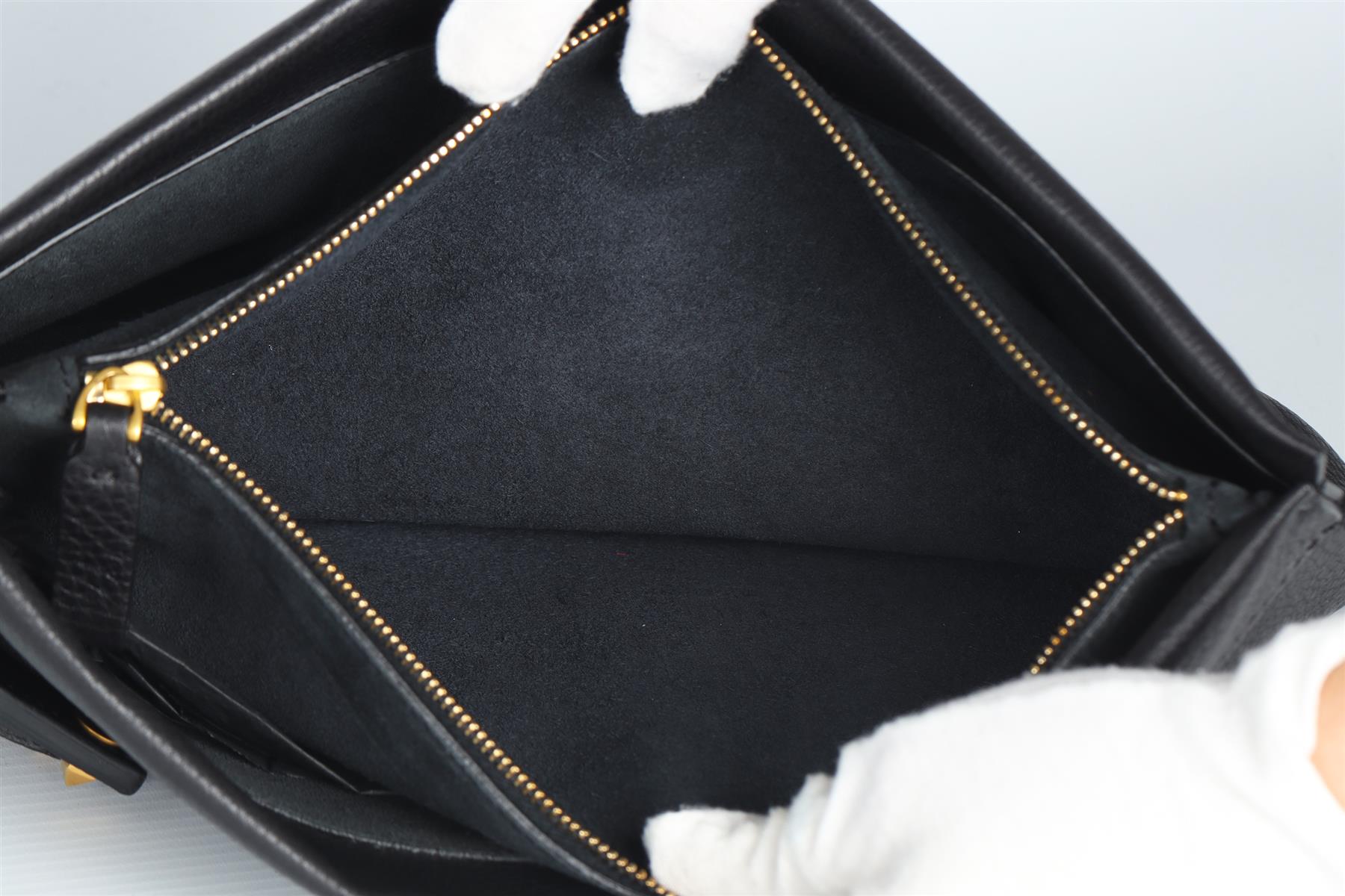 VALENTINO GARAVANI BLACK LEATHER CLUTCH