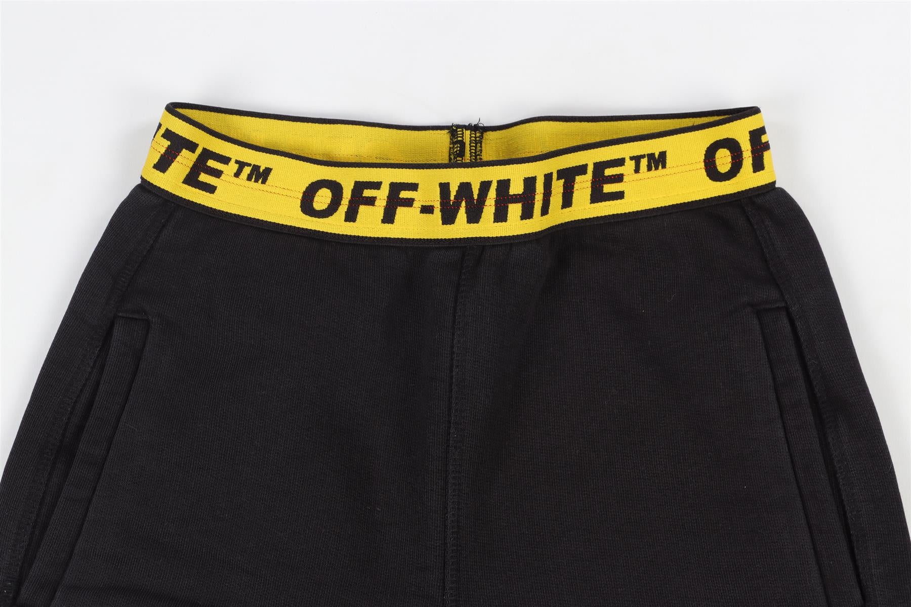 OFF-WHITE BLACK KIDS BOYS SHORTS 8 YEARS