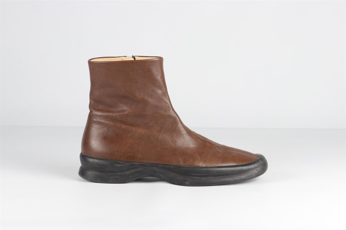 THE ROW BROWN TOWN LEATHER ANKLE BOOTS EU 39 UK 6 US 9