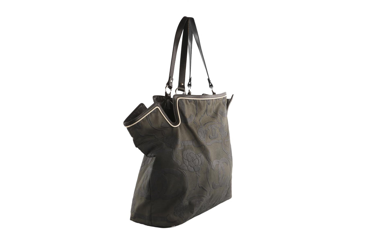 CHANEL GREEN 2008-2009 CANVAS TOTE BAG