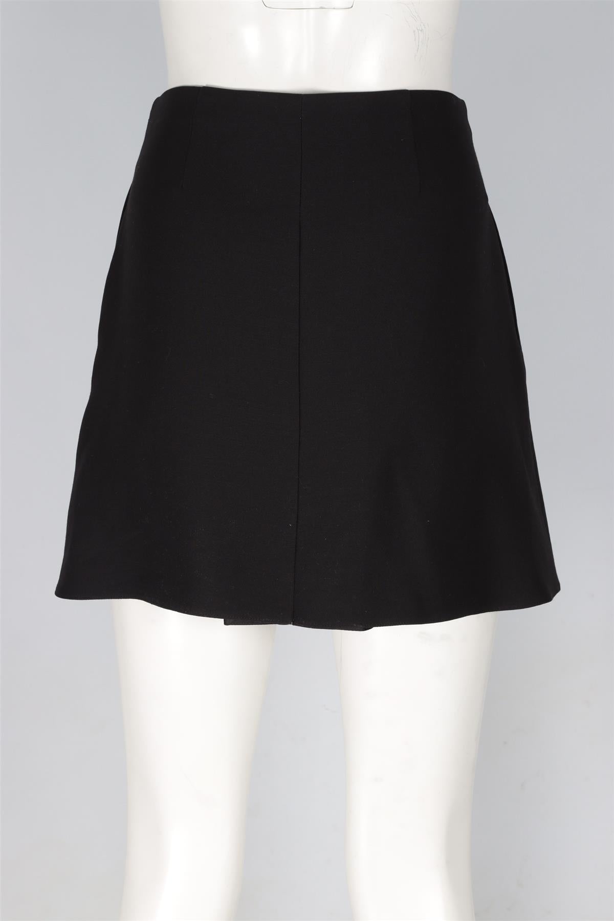 VALENTINO BLACK WOOL SHORTS IT 42 UK 10