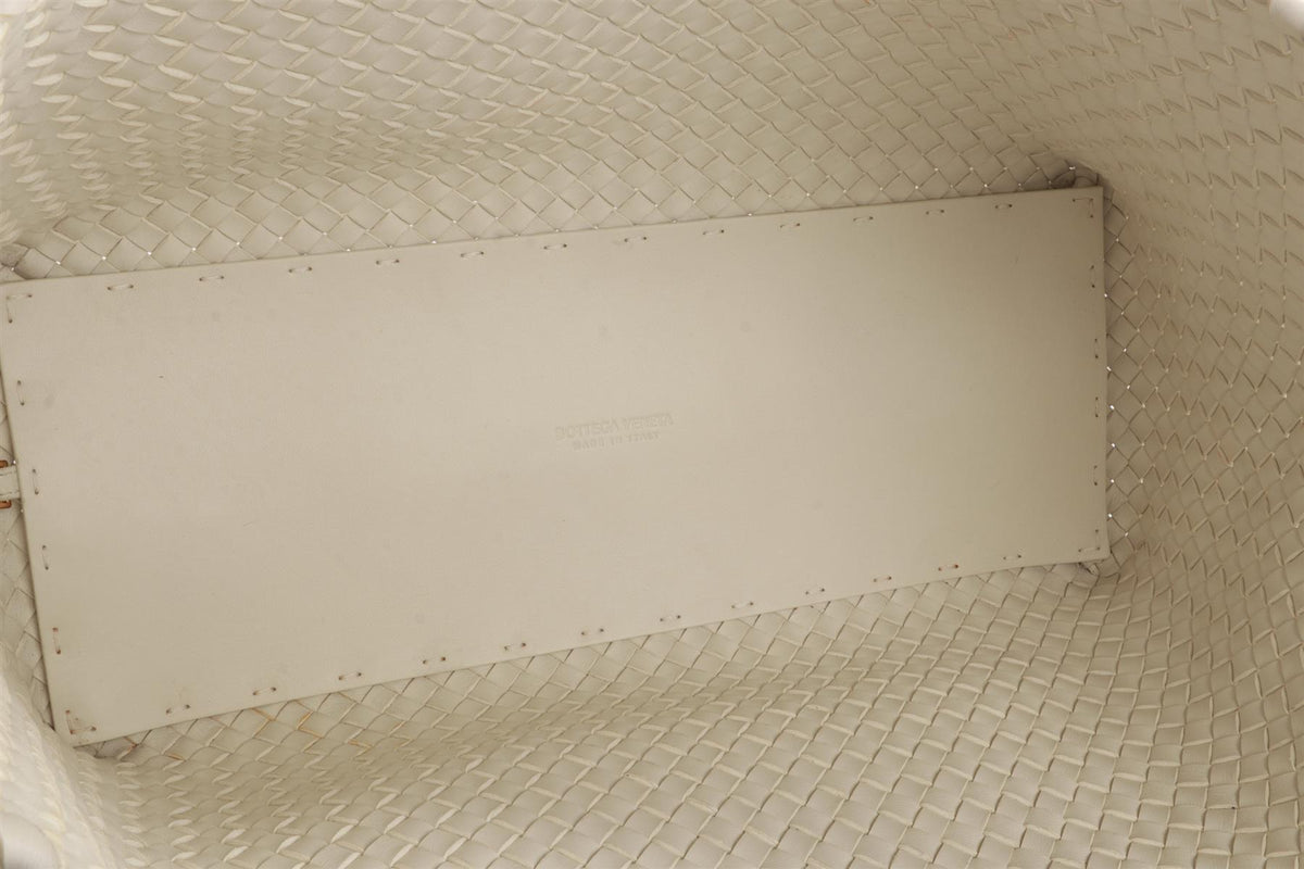 BOTTEGA VENETA WHITE CABAT MEDIUM INTRECCIATO LEATHER TOTE BAG