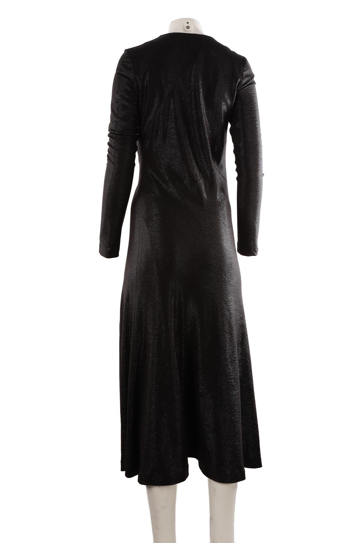 BLACK TEXTURED MAXI DRESS