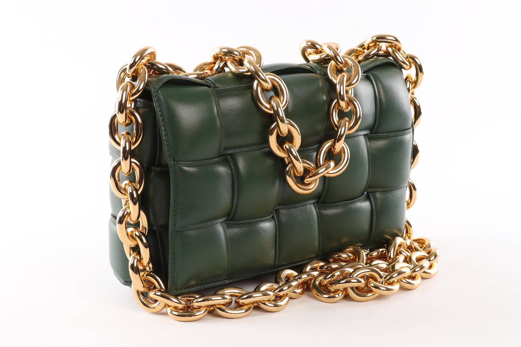 BOTTEGA VENETA GREEN THE CHAIN CASSETTE INTRECCIATO LEATHER SHOULDER BAG