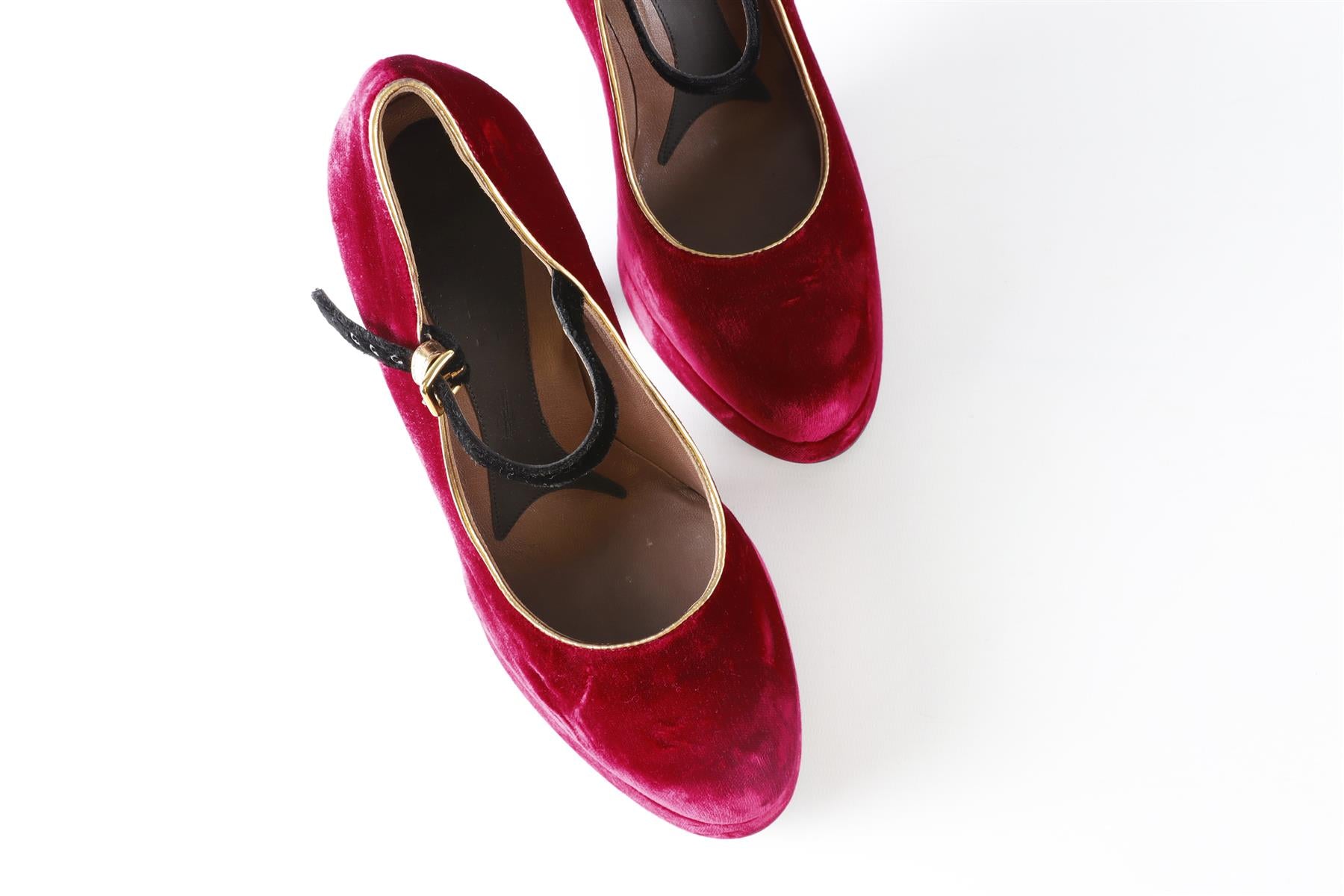 MARNI RED VELVET PLATFORM PUMPS EU 40 UK 7 US 10