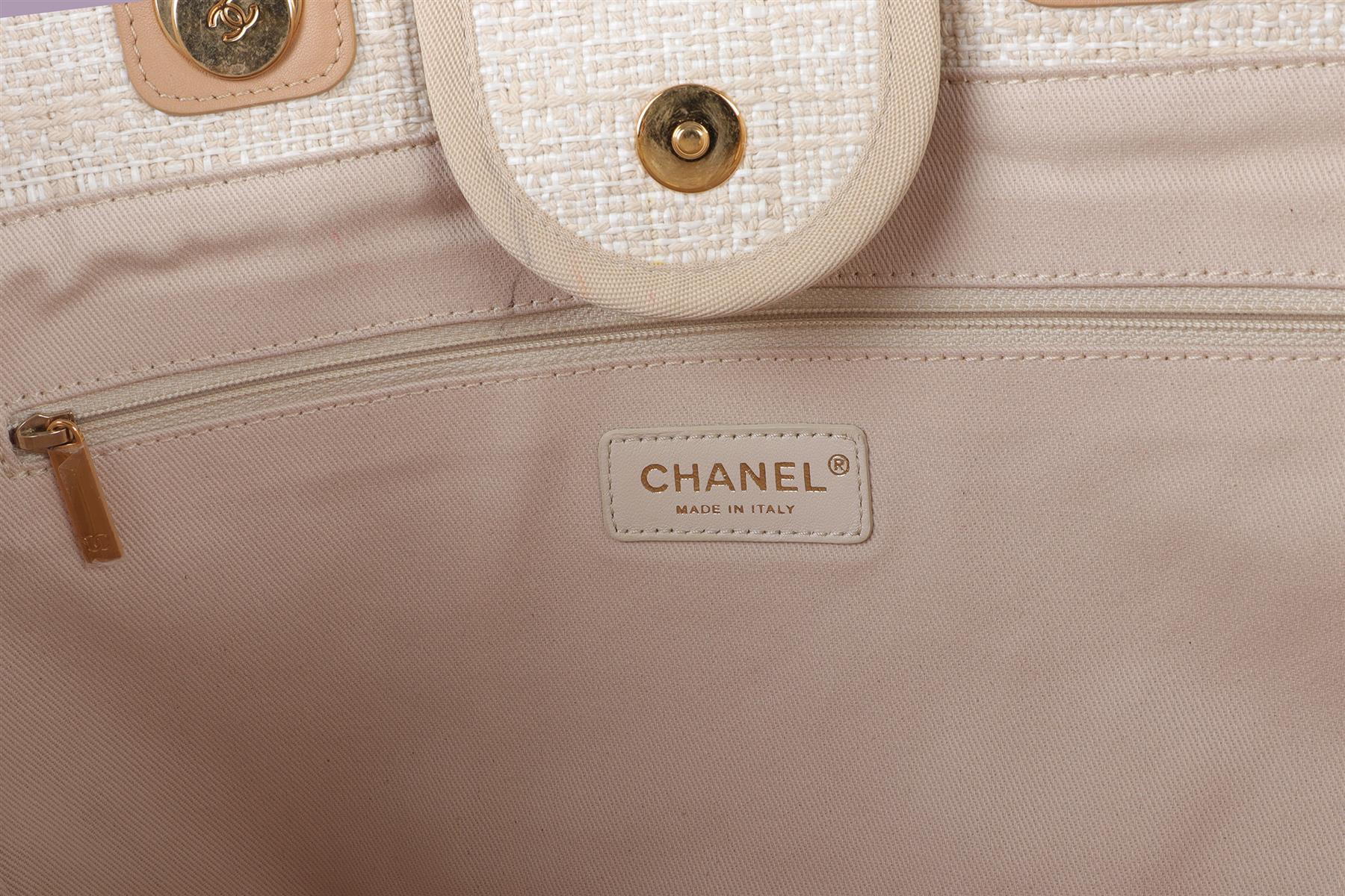 CHANEL BEIGE 2018 DEAUVILLE MEDIUM FABRIC TOTE BAG
