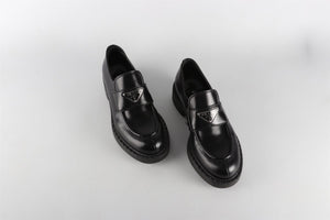 PRADA BLACK LEATHER LOAFERS EU 35