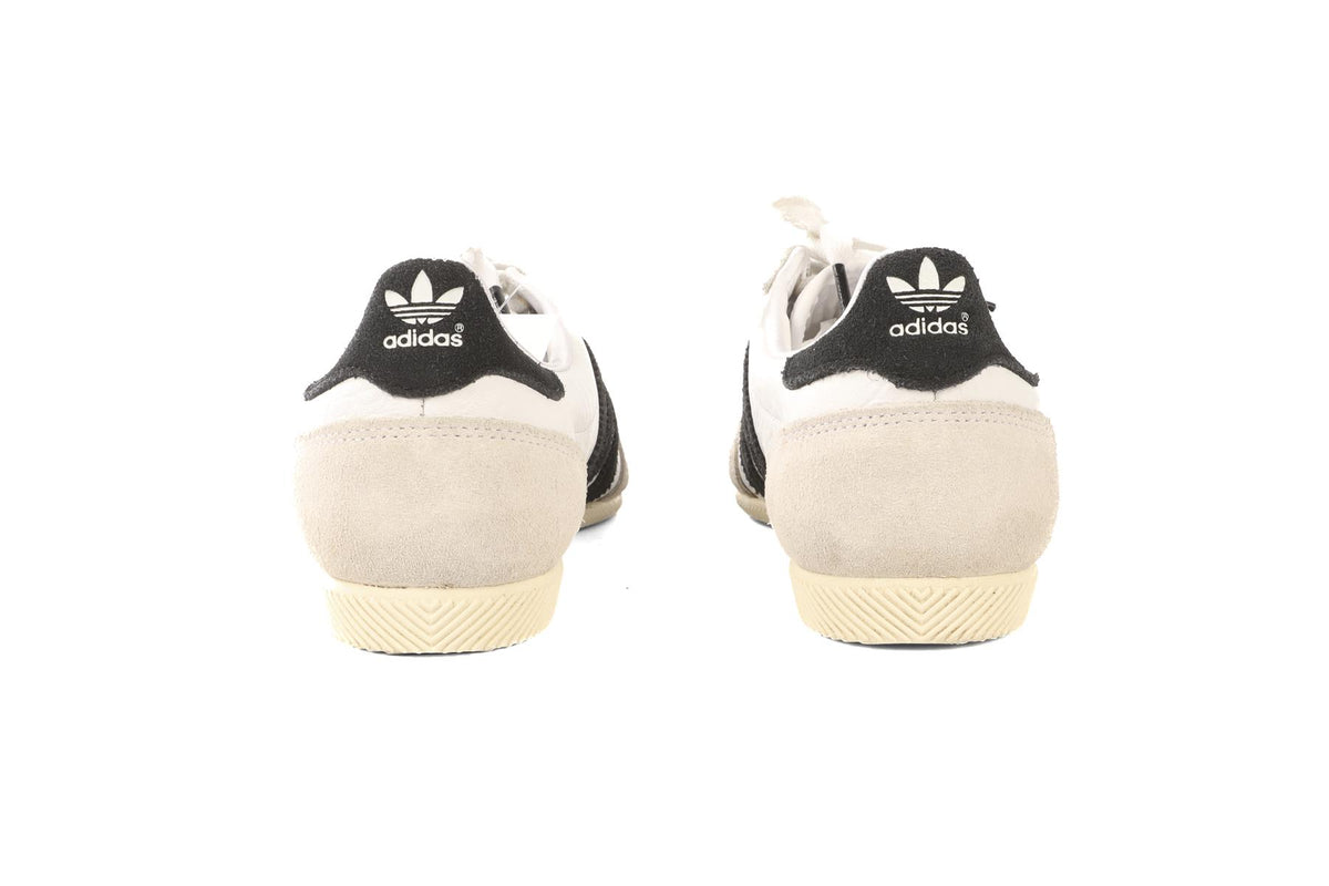 ADIDAS WHITE JAPAN FTWR WHITE CORE BLACK GOLD MET SNEAKERS EU 38 2/3 UK 5.5 US 7