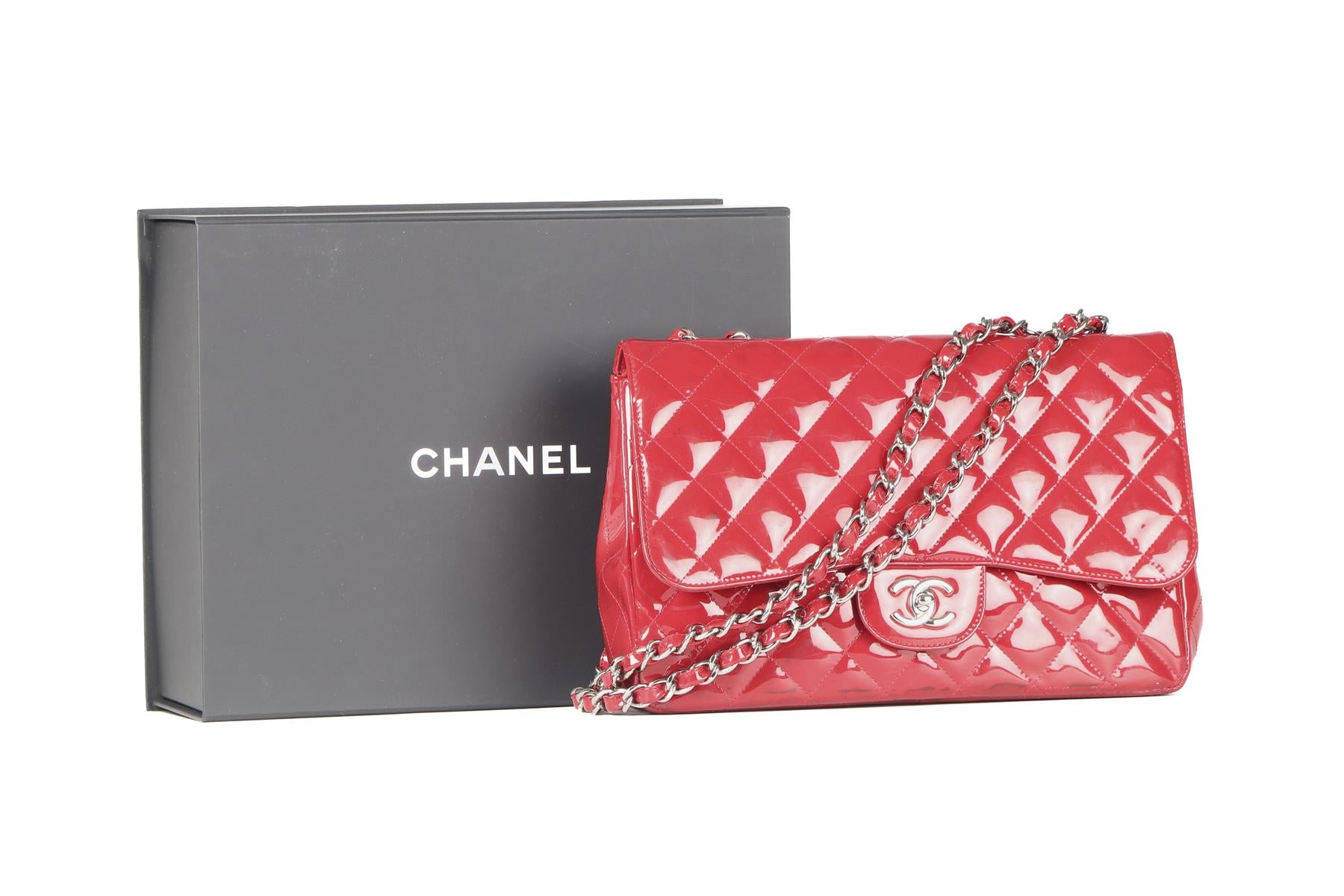 CHANEL RED 2010 CLASSIC JUMBO SINGLE FLAP PATENT LEATHER SHOULDER BAG