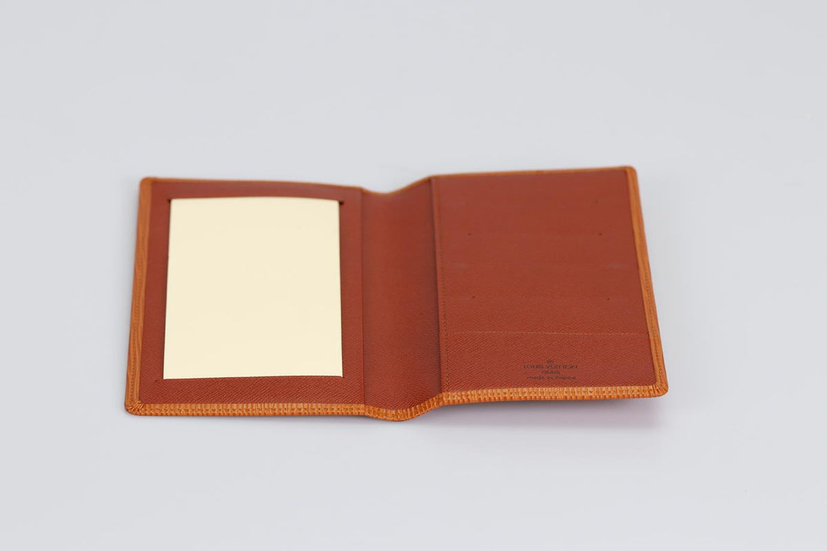 LOUIS VUITTON 1997 EPI LEATHER WALLET