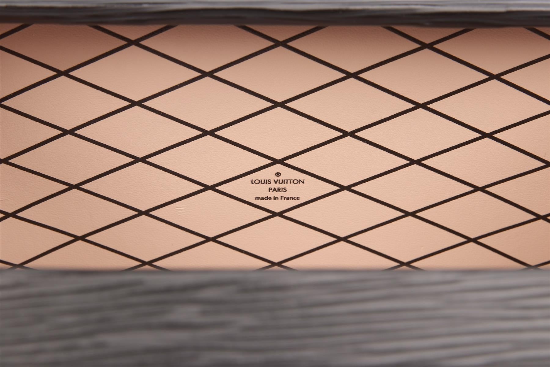 LOUIS VUITTON BLACK 2017 PETITE MALLE EPI LEATHER CLUTCH