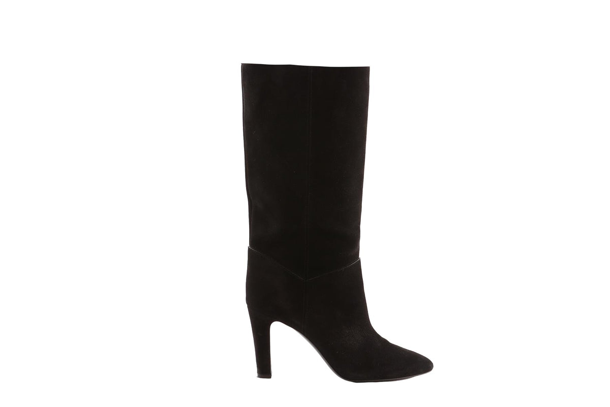 BLACK SUEDE BOOTS