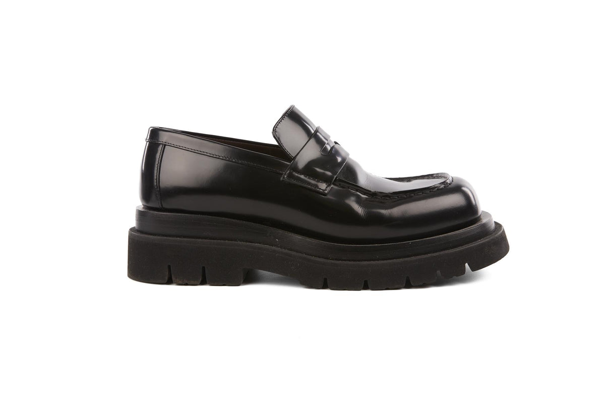 BOTTEGA VENETA BLACK PATENT LEATHER LOAFERS EU 39 UK 6 US 9