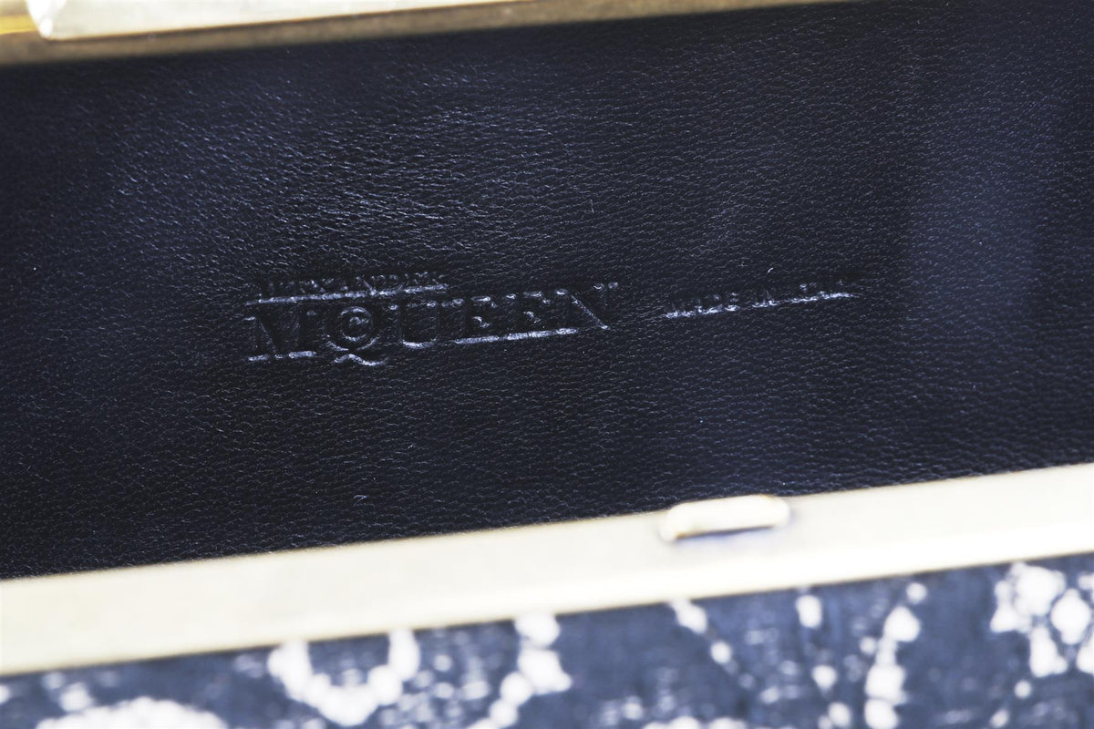 ALEXANDER MCQUEEN BLACK KNUCKLE LACE CLUTCH