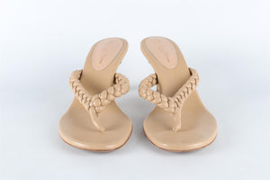 GIANVITO ROSSI NUDE LEATHER THONG SANDALS EU 39.5 UK 6.5 US 9.5