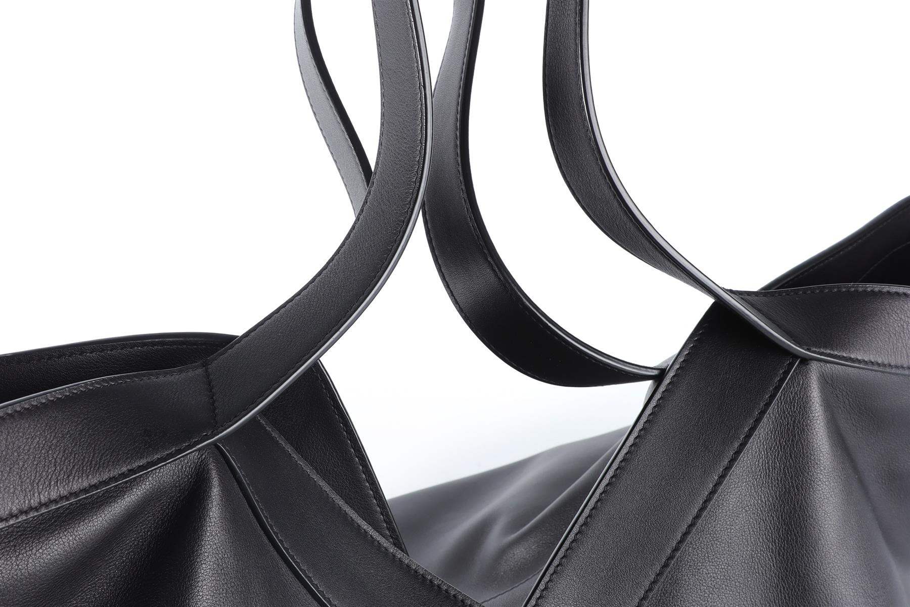 SAINT LAURENT BLACK Y LEATHER TOTE BAG