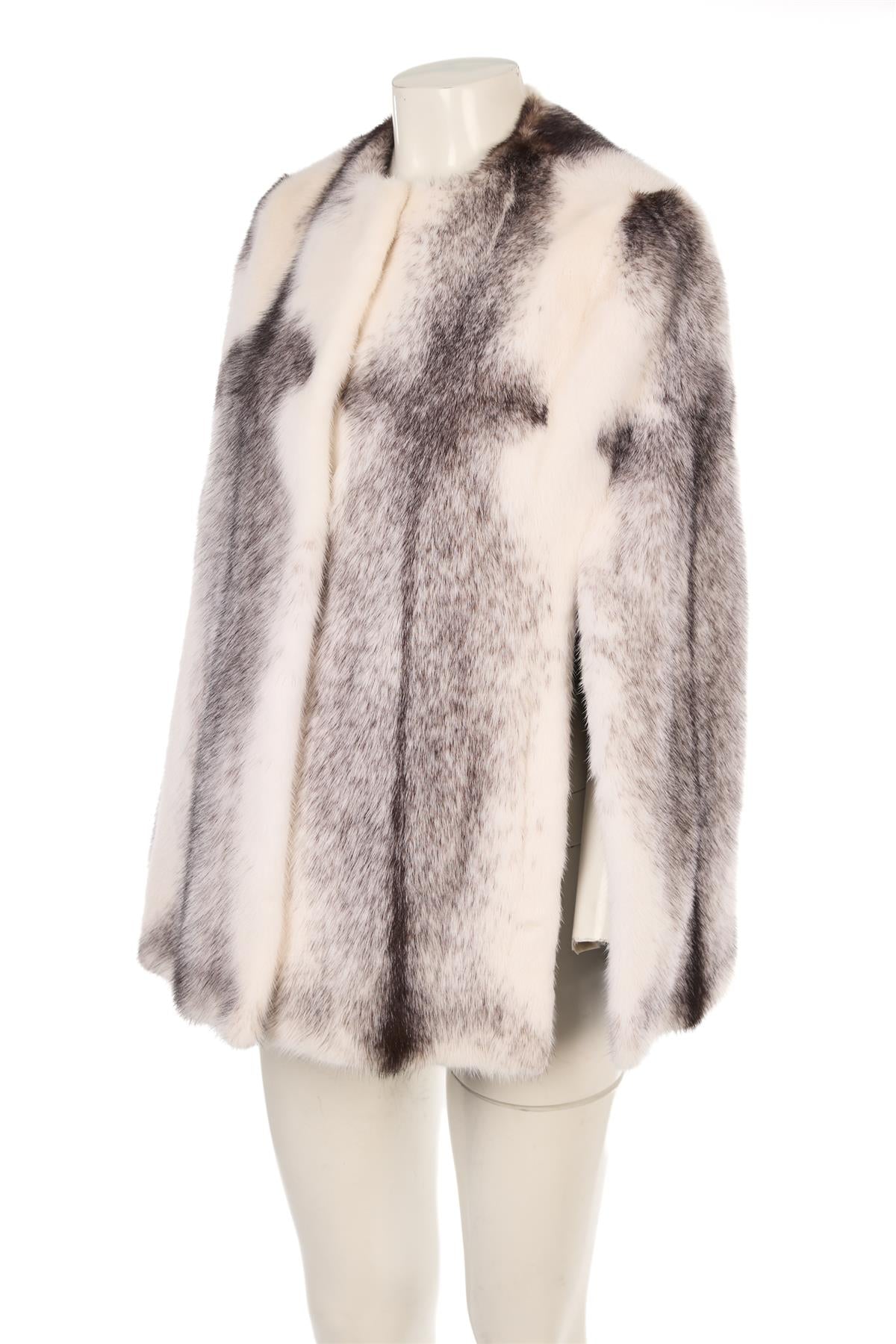 LILLY E VIOLETTA WHITE MINK FUR CAPE ONE SIZE